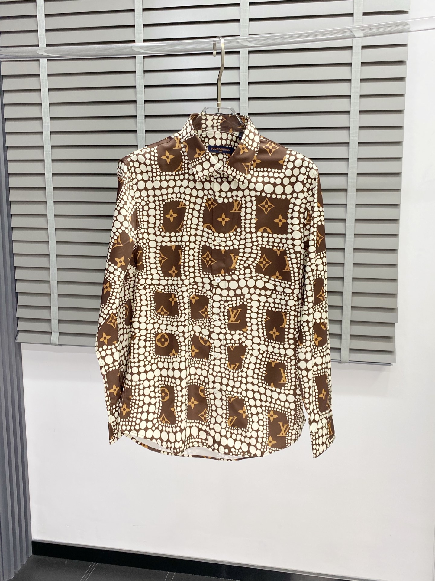 。Louis Vuitton路易威登💥独家专供新款男士休闲衬衫 高端定制 高端版本 时尚百搭爆款⚠️⚠️