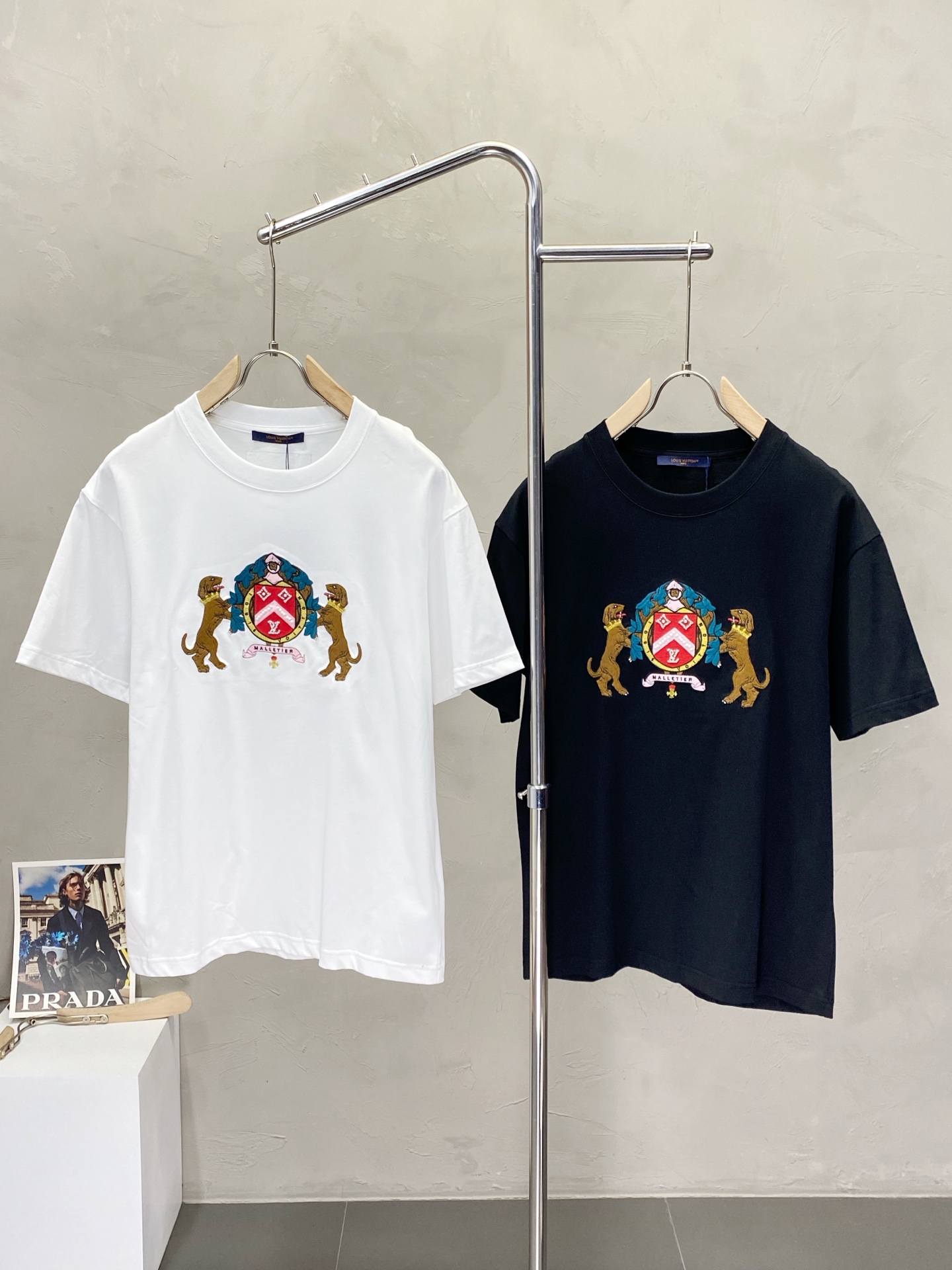 。Louis Vuitton路易威登💥独家专供新款原单男士休闲短袖 高端定制 高端版本 时尚百搭爆款⚠️