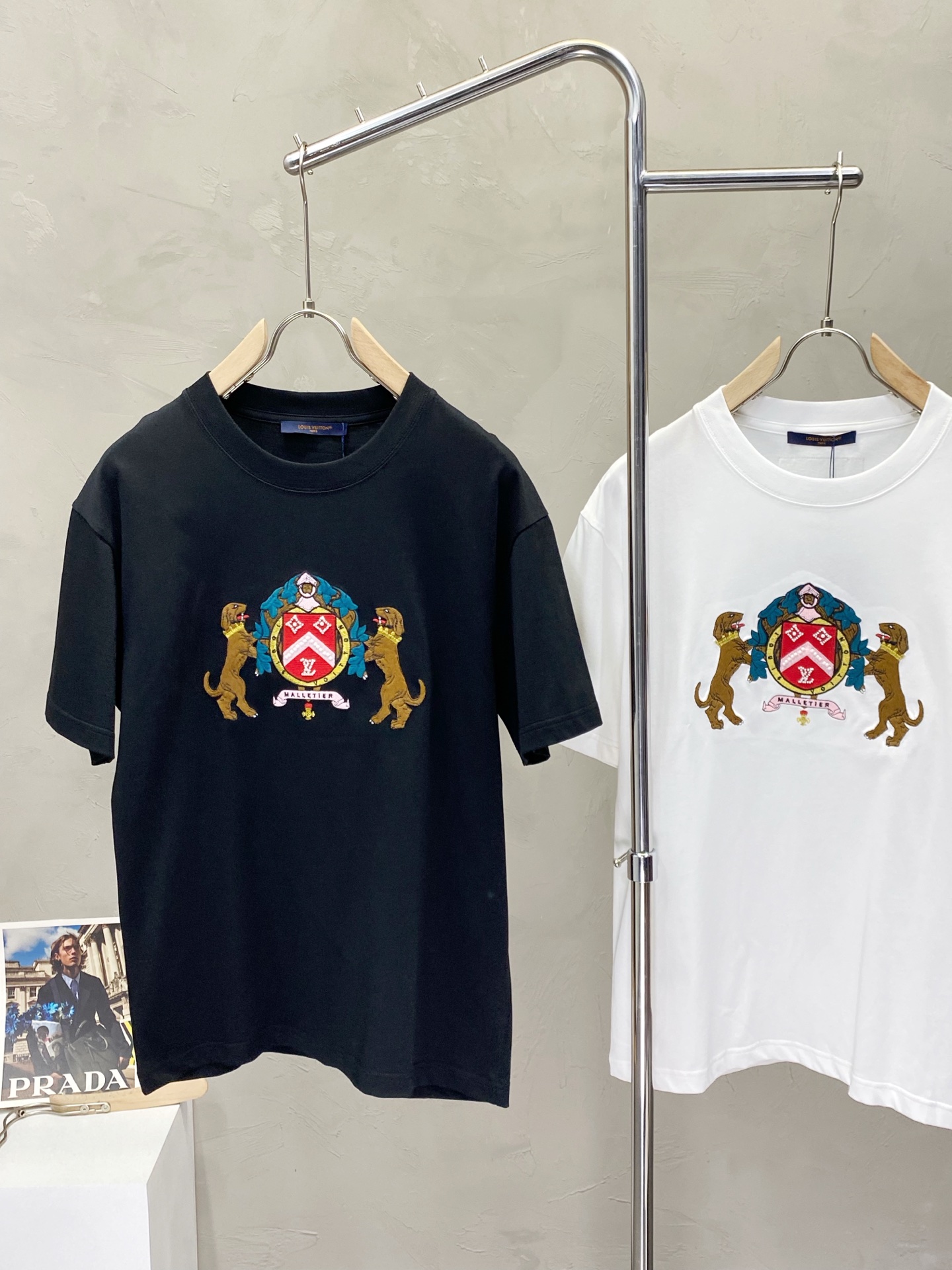 。Louis Vuitton路易威登💥独家专供新款原单男士休闲短袖 高端定制 高端版本 时尚百搭爆款⚠️