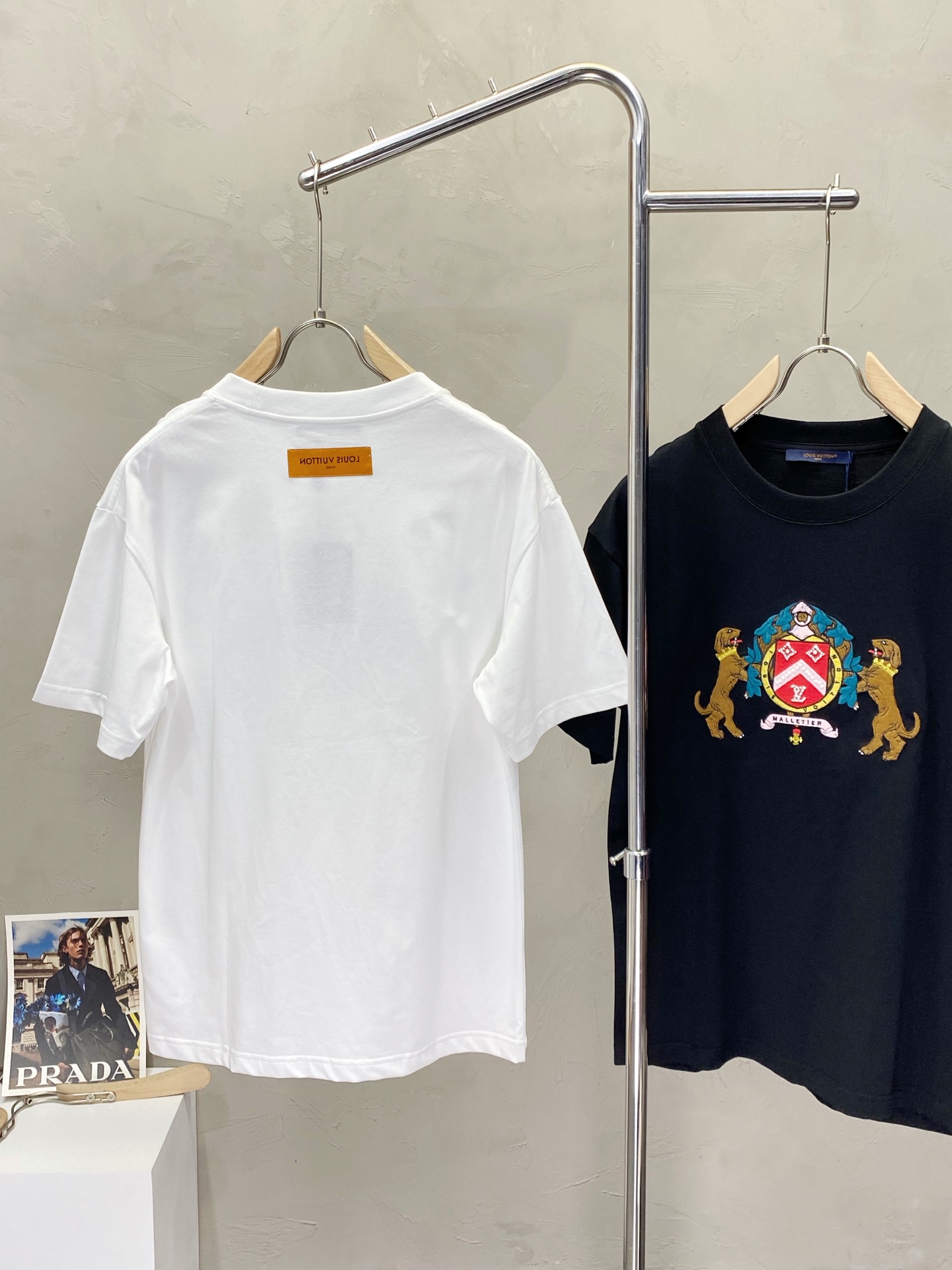 。Louis Vuitton路易威登💥独家专供新款原单男士休闲短袖 高端定制 高端版本 时尚百搭爆款⚠️