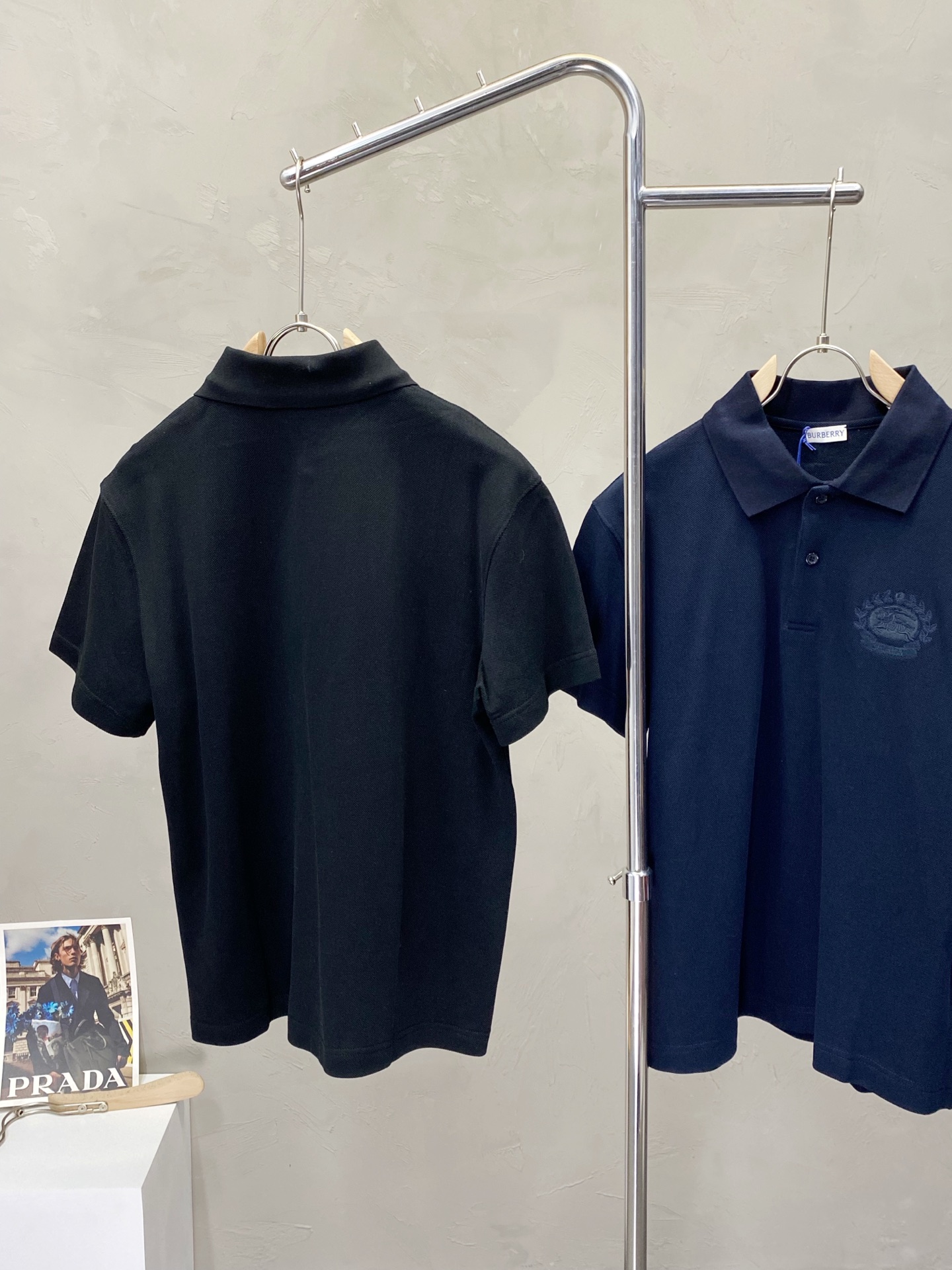 。Burberry巴宝莉💥独家专供春夏新款原单男士休闲短袖。高端定制 高版本 时尚百搭爆款⚠️✨原版进口