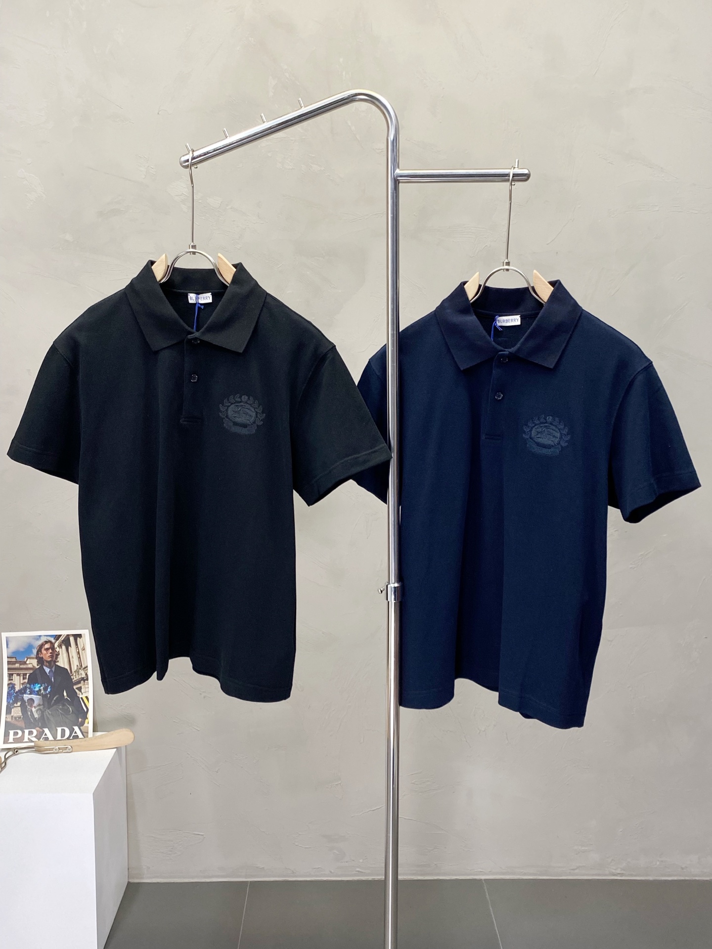 。Burberry巴宝莉💥独家专供春夏新款原单男士休闲短袖。高端定制 高版本 时尚百搭爆款⚠️✨原版进口