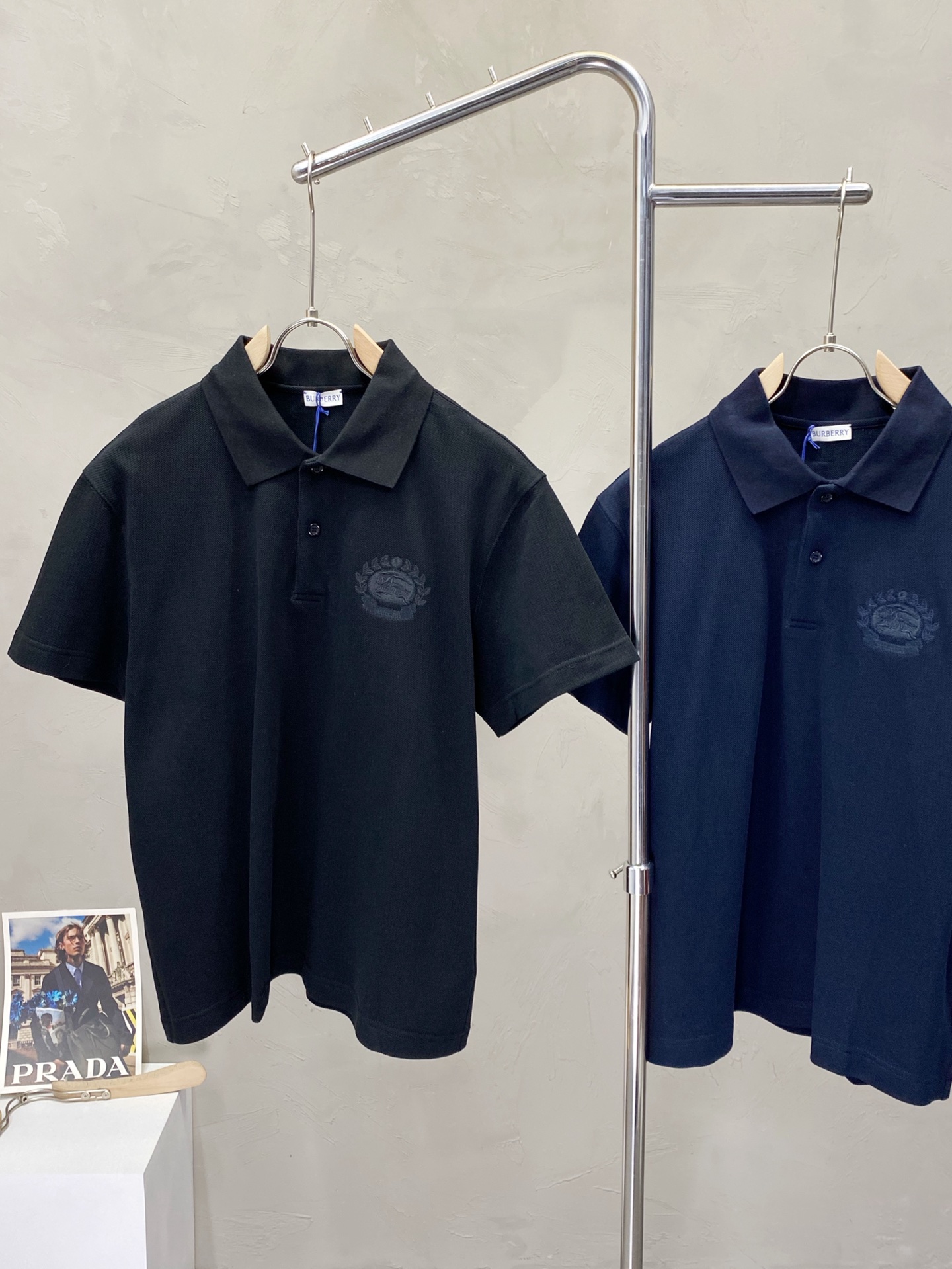 。Burberry巴宝莉💥独家专供春夏新款原单男士休闲短袖。高端定制 高版本 时尚百搭爆款⚠️✨原版进口