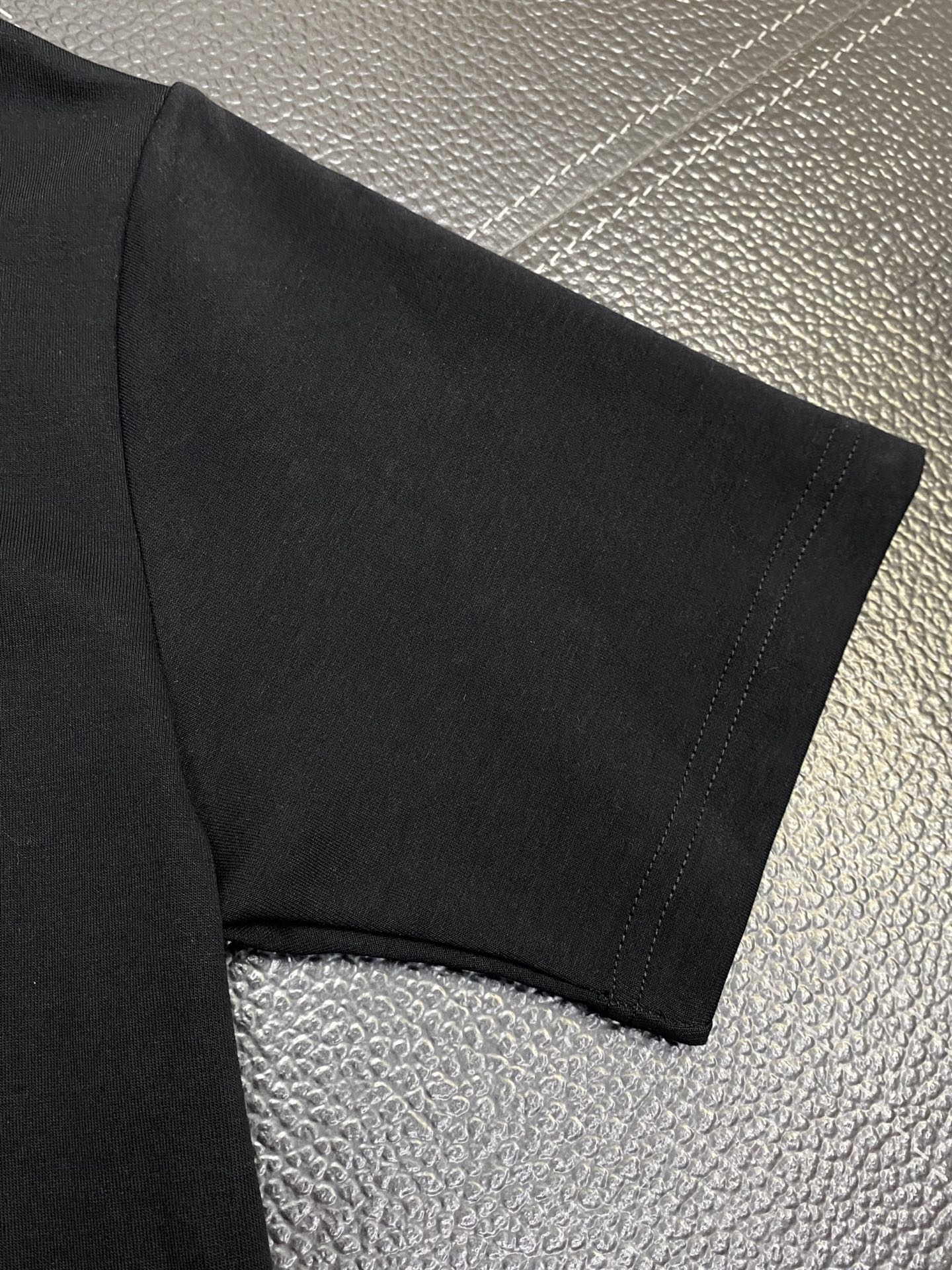 。Louis Vuitton路易威登💥独家专供新款原单男士休闲短袖 高端定制 高端版本 时尚百搭爆款⚠️