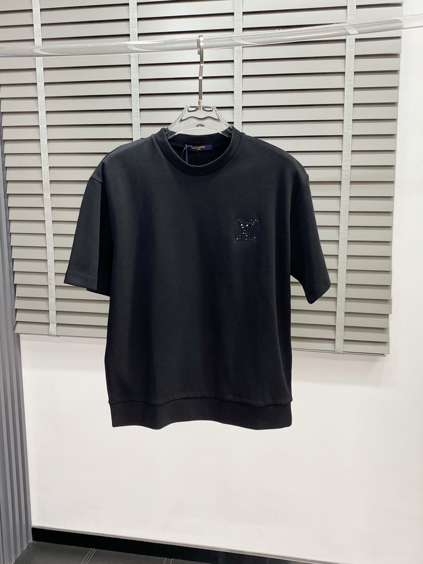 。Louis Vuitton路易威登💥独家专供新款原单男士休闲短袖 高端定制 高端版本 时尚百搭爆款⚠️