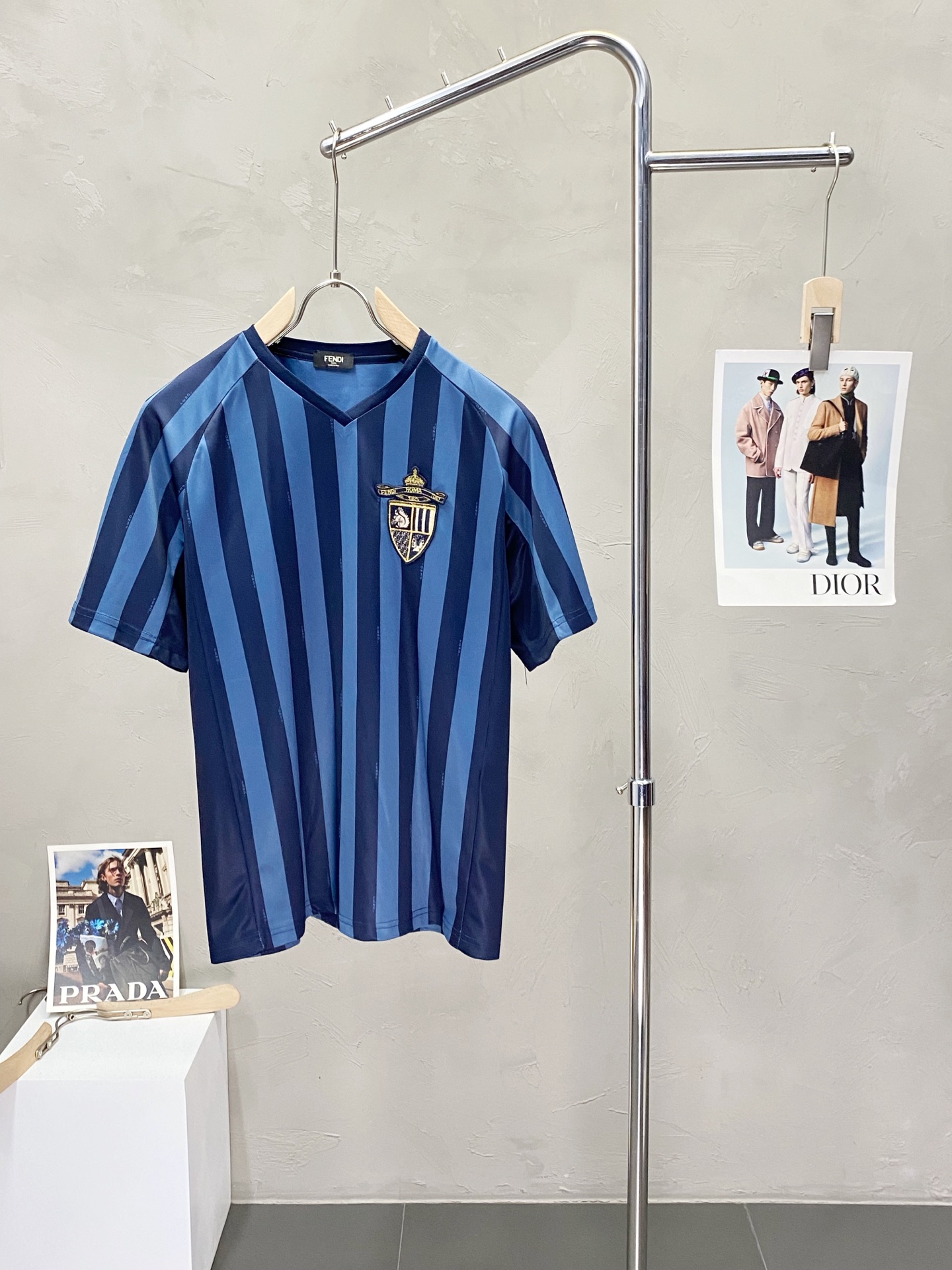 。FENDI芬迪💥独家专供新款原单男士休闲短袖 高端定制 高端版本 时尚百搭爆款⚠️⚠️✨✨进口面料 手