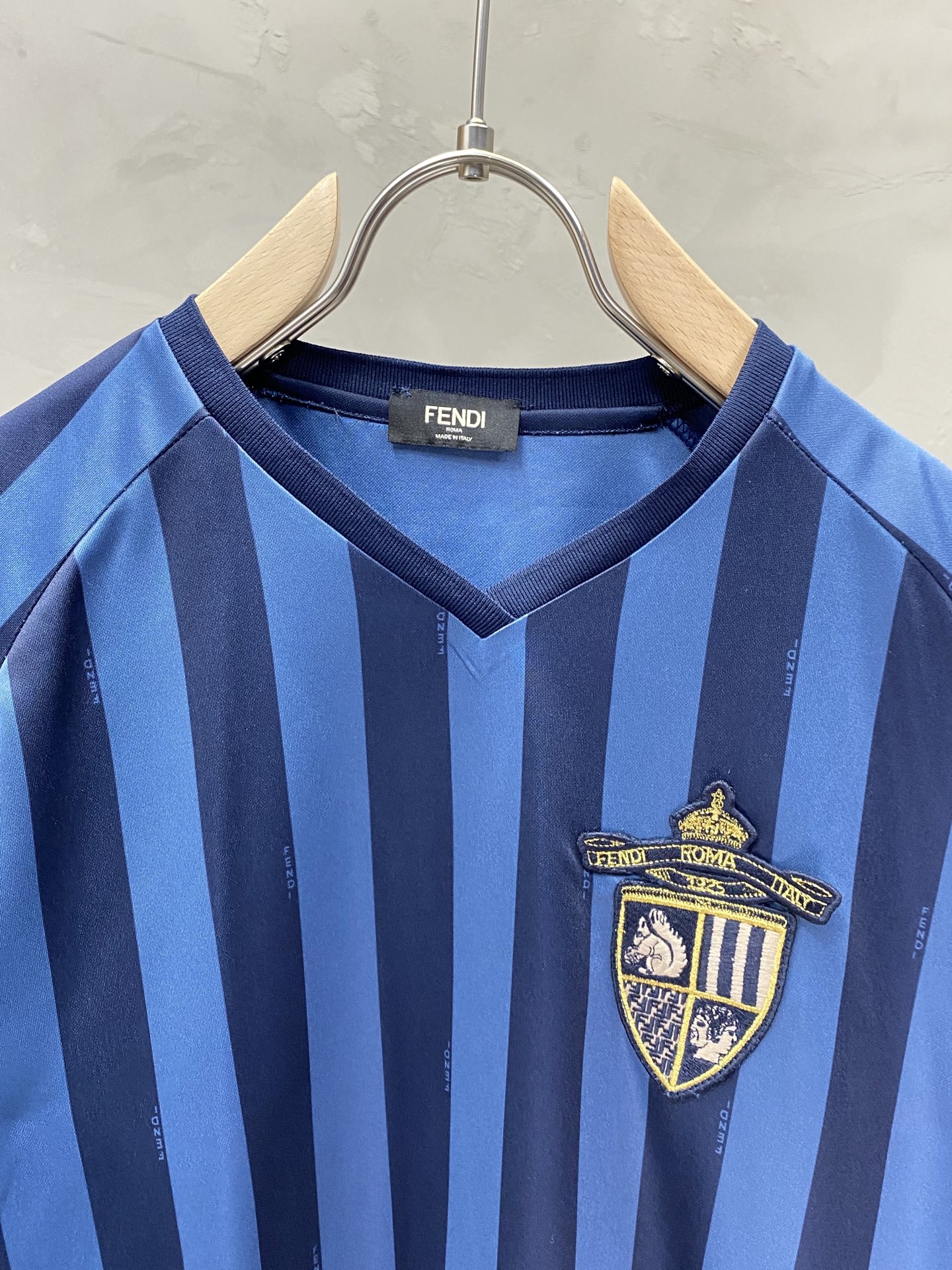 。FENDI芬迪💥独家专供新款原单男士休闲短袖 高端定制 高端版本 时尚百搭爆款⚠️⚠️✨✨进口面料 手