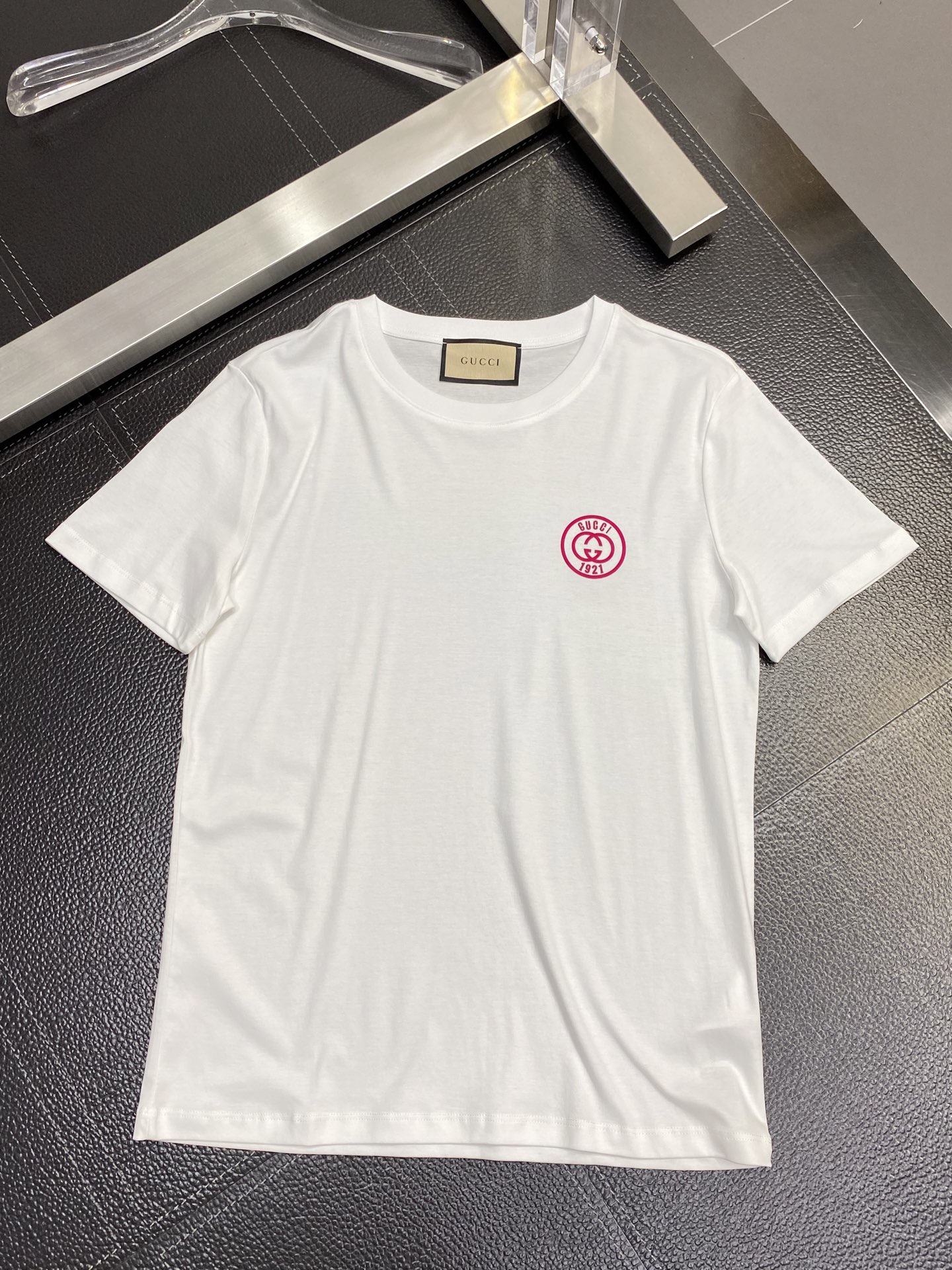 。Gucci古驰💥独家专供新款原单男士休闲短袖 高端定制 高版本 时尚百搭爆款⚠️⚠️✨✨进口面料 手感