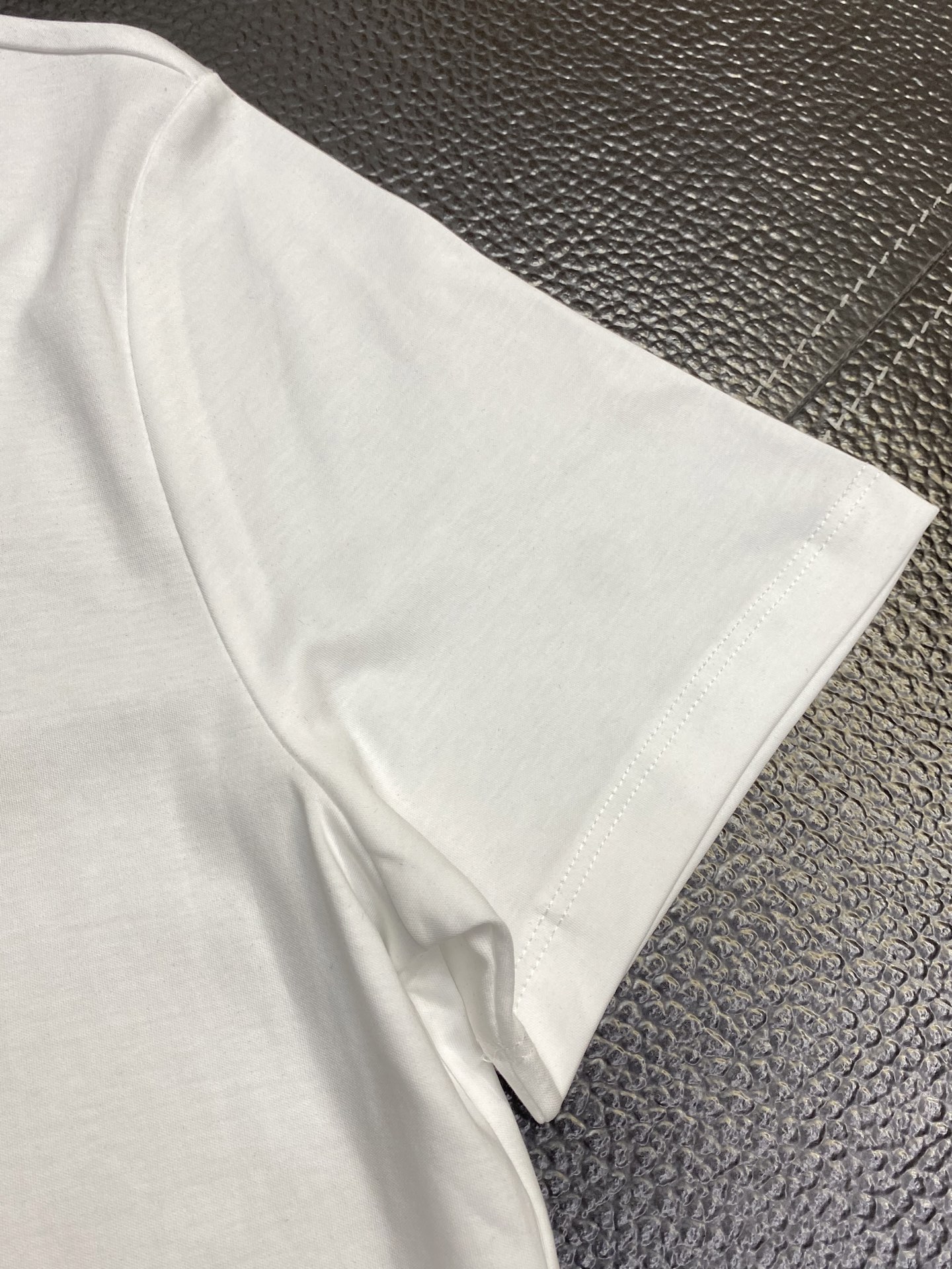 。Gucci古驰💥独家专供新款原单男士休闲短袖 高端定制 高版本 时尚百搭爆款⚠️⚠️✨✨进口面料 手感