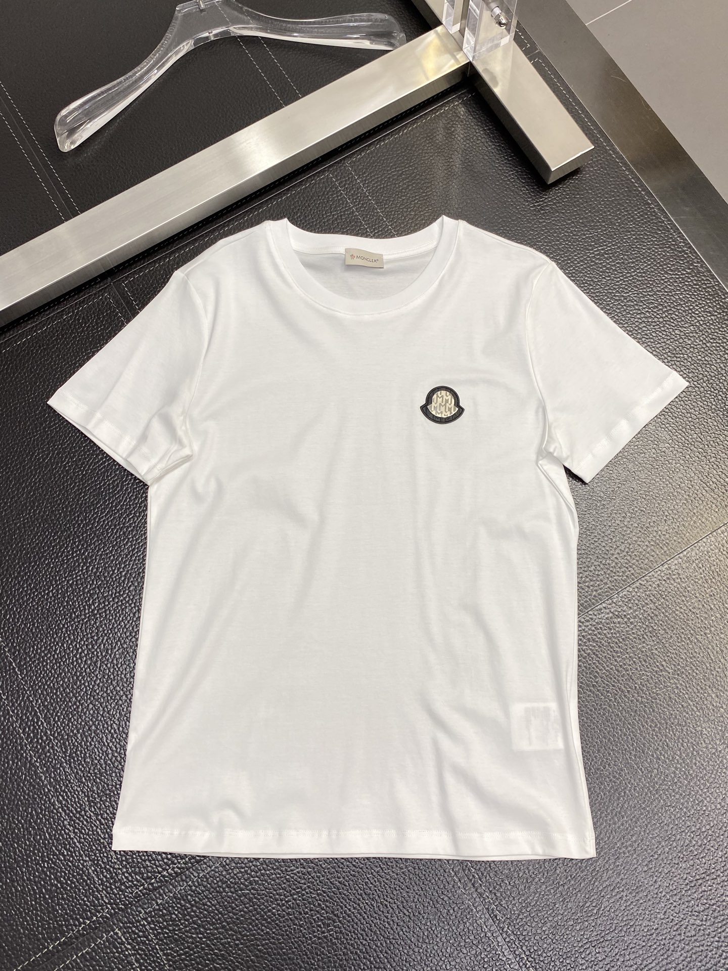 。Moncler蒙口💥独家专供新款原单男士休闲短袖 高端定制 高端版本 时尚百搭爆款⚠️⚠️✨✨进口面料