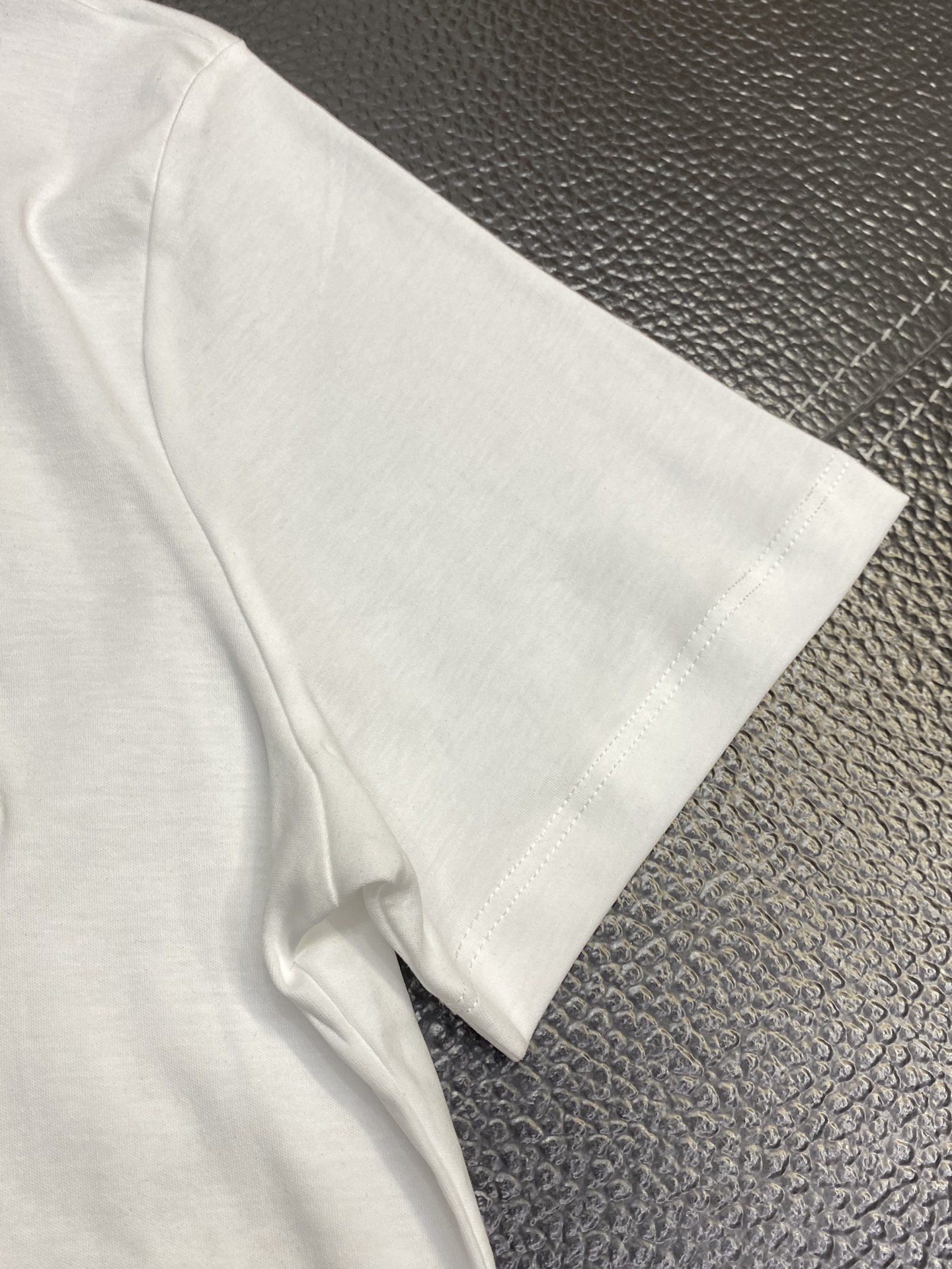 。Moncler蒙口💥独家专供新款原单男士休闲短袖 高端定制 高端版本 时尚百搭爆款⚠️⚠️✨✨进口面料