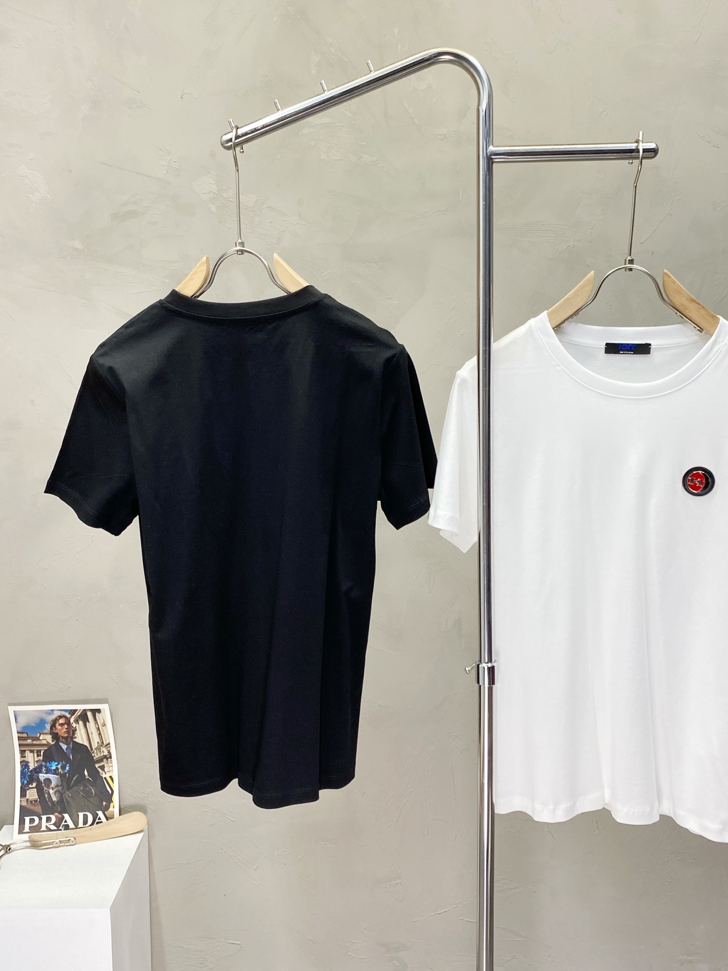 。KITON💥独家专供新款原单男士休闲短袖 高端定制 高端版本 时尚百搭爆款⚠️⚠️✨✨进口面料 手感超