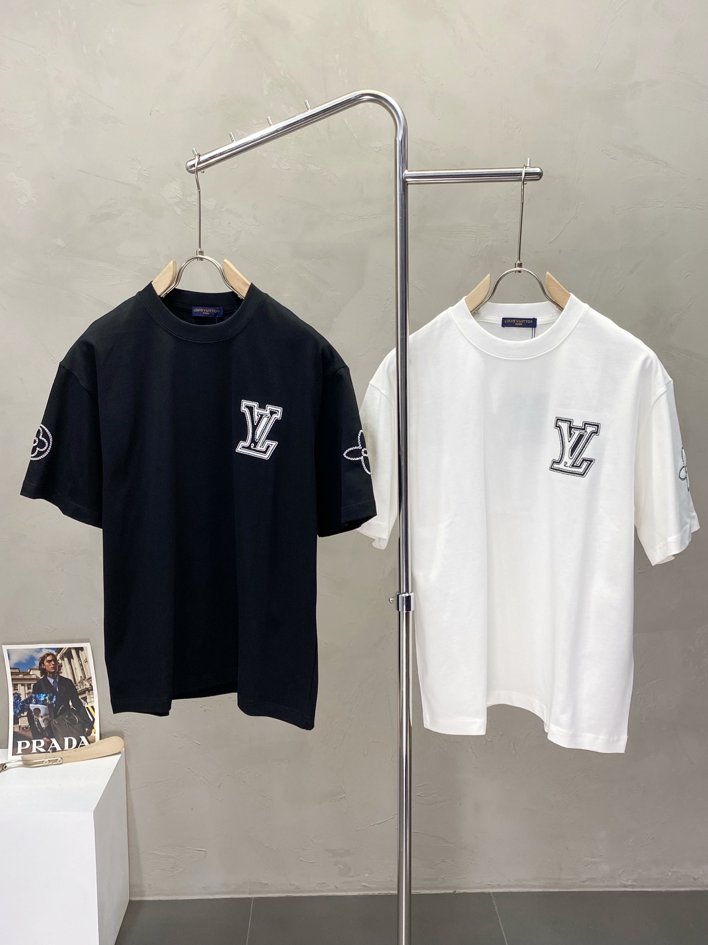 。Louis Vuitton路易威登💥独家专供新款原单男士休闲短袖 高端  高端版本 时尚百搭爆款⚠️⚠