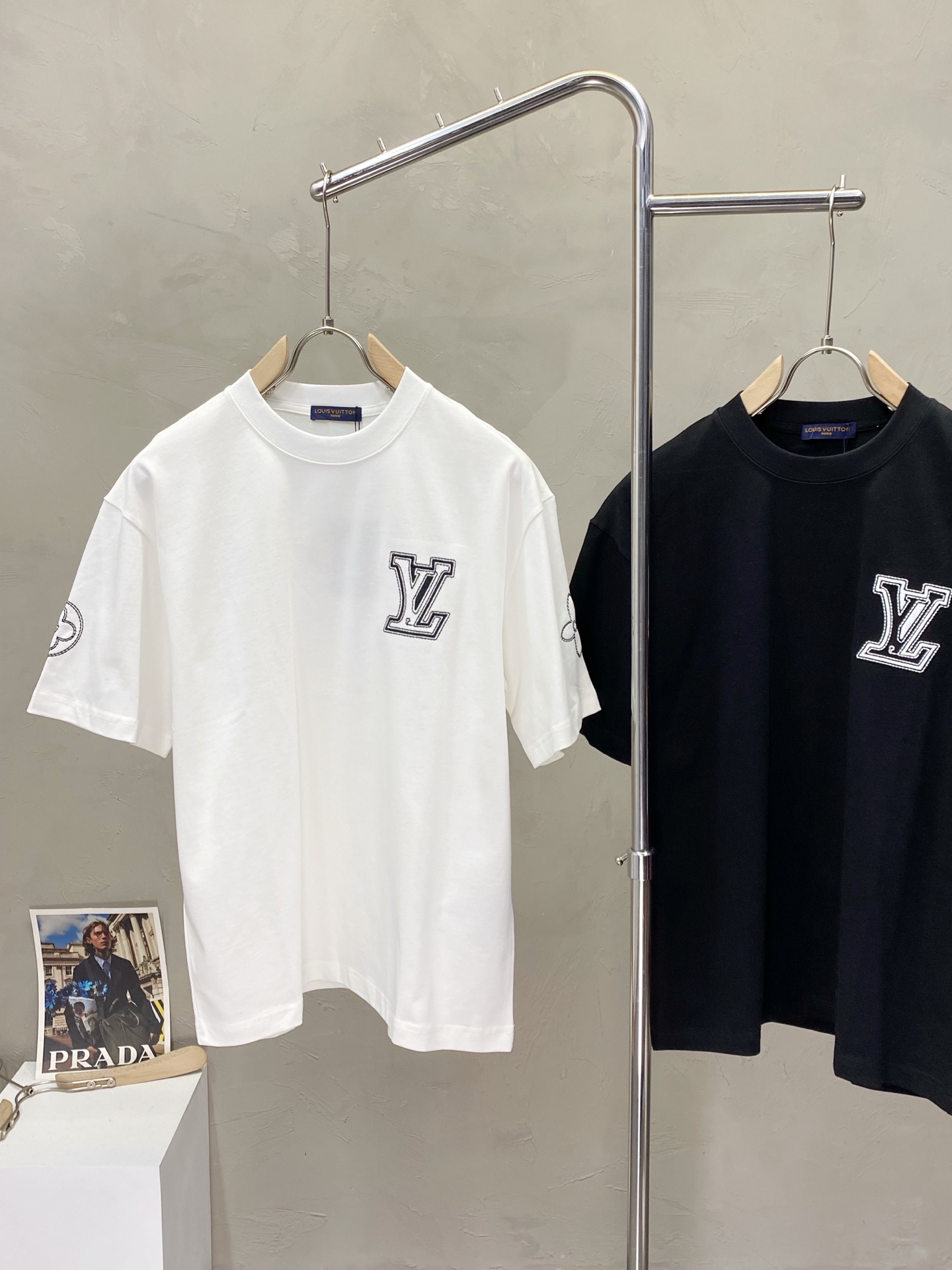 。Louis Vuitton路易威登💥独家专供新款原单男士休闲短袖 高端  高端版本 时尚百搭爆款⚠️⚠