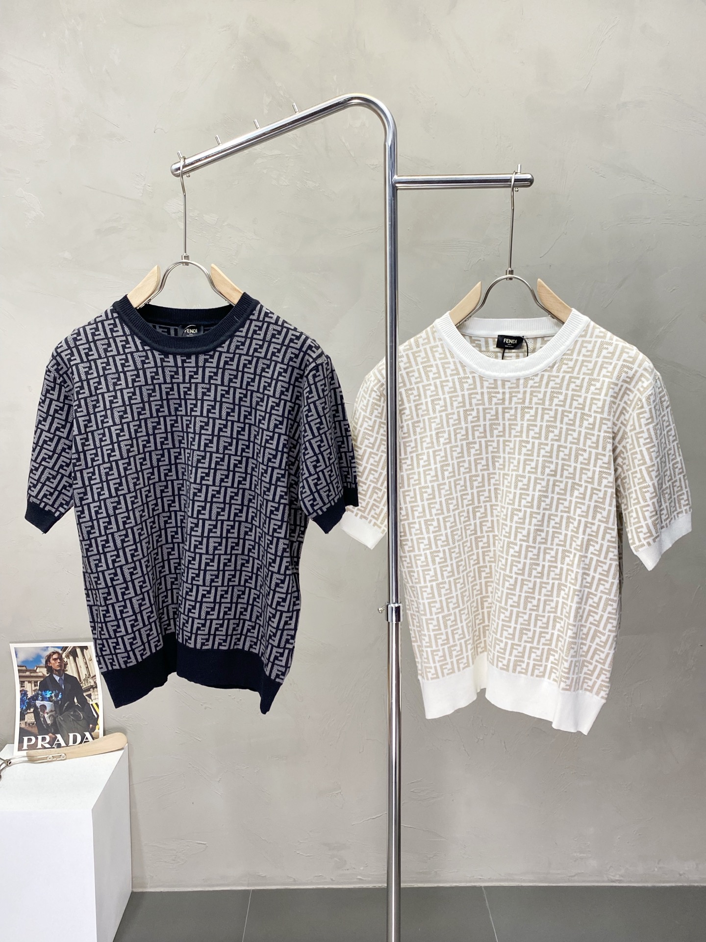 。FENDI芬迪💥独家专供新款原单男士休闲针织短袖 高端  高端版本 时尚百搭爆款⚠️⚠️✨✨进口面料 