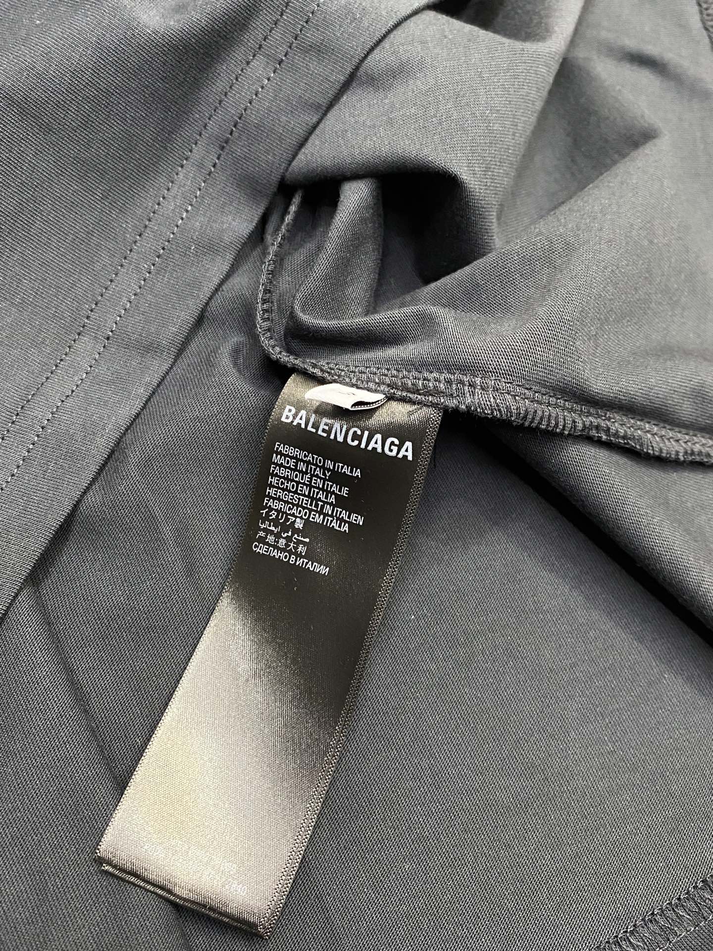 。Balenciga巴黎世家💥独家专供新款原单男士休闲短袖 高端定制 高端版本 时尚百搭爆款⚠️⚠️✨✨