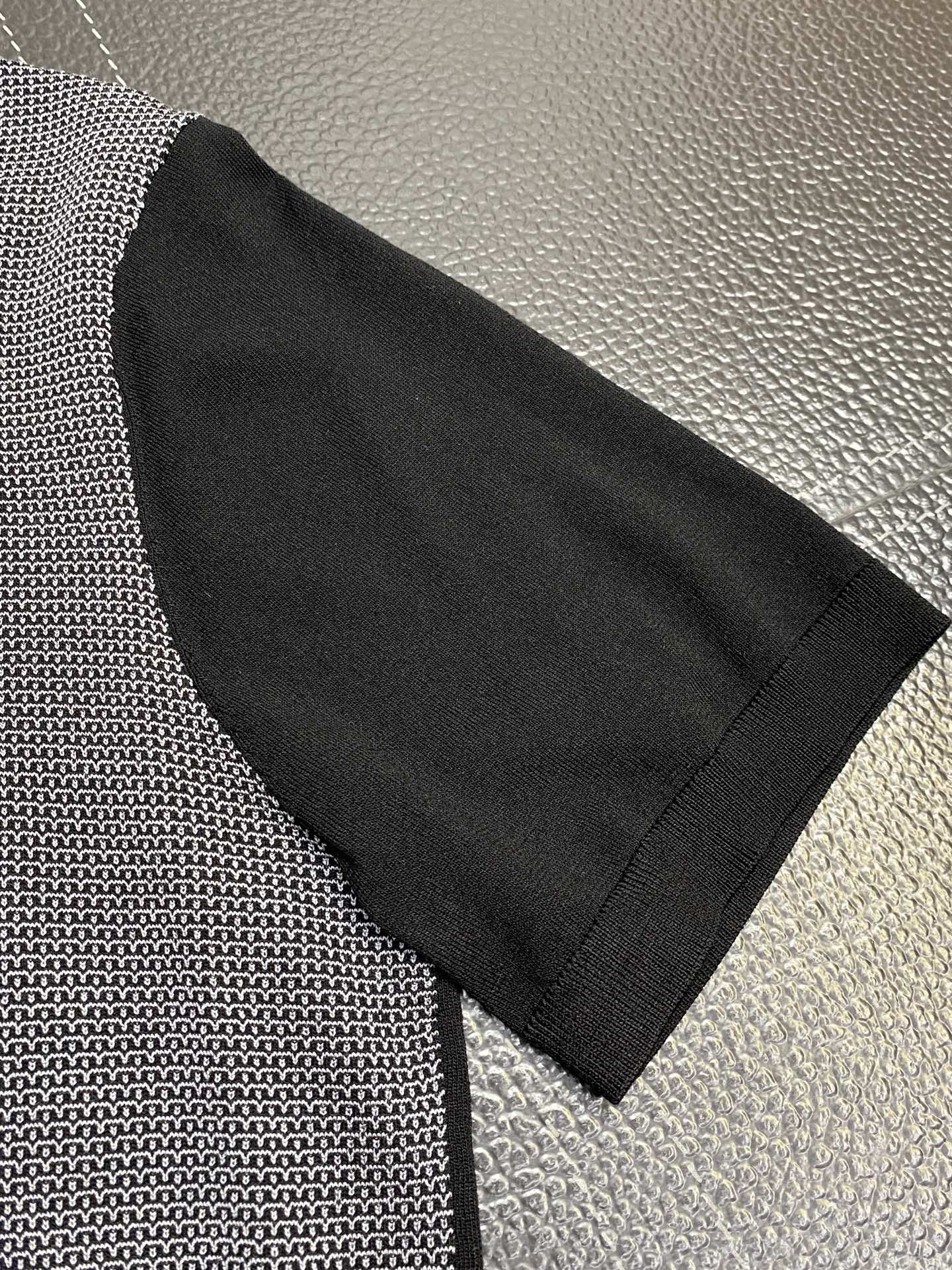 。KITON💥独家专供新款原单男士休闲短袖 高端定制 高端版本 时尚百搭爆款⚠️⚠️✨✨进口面料 手感超