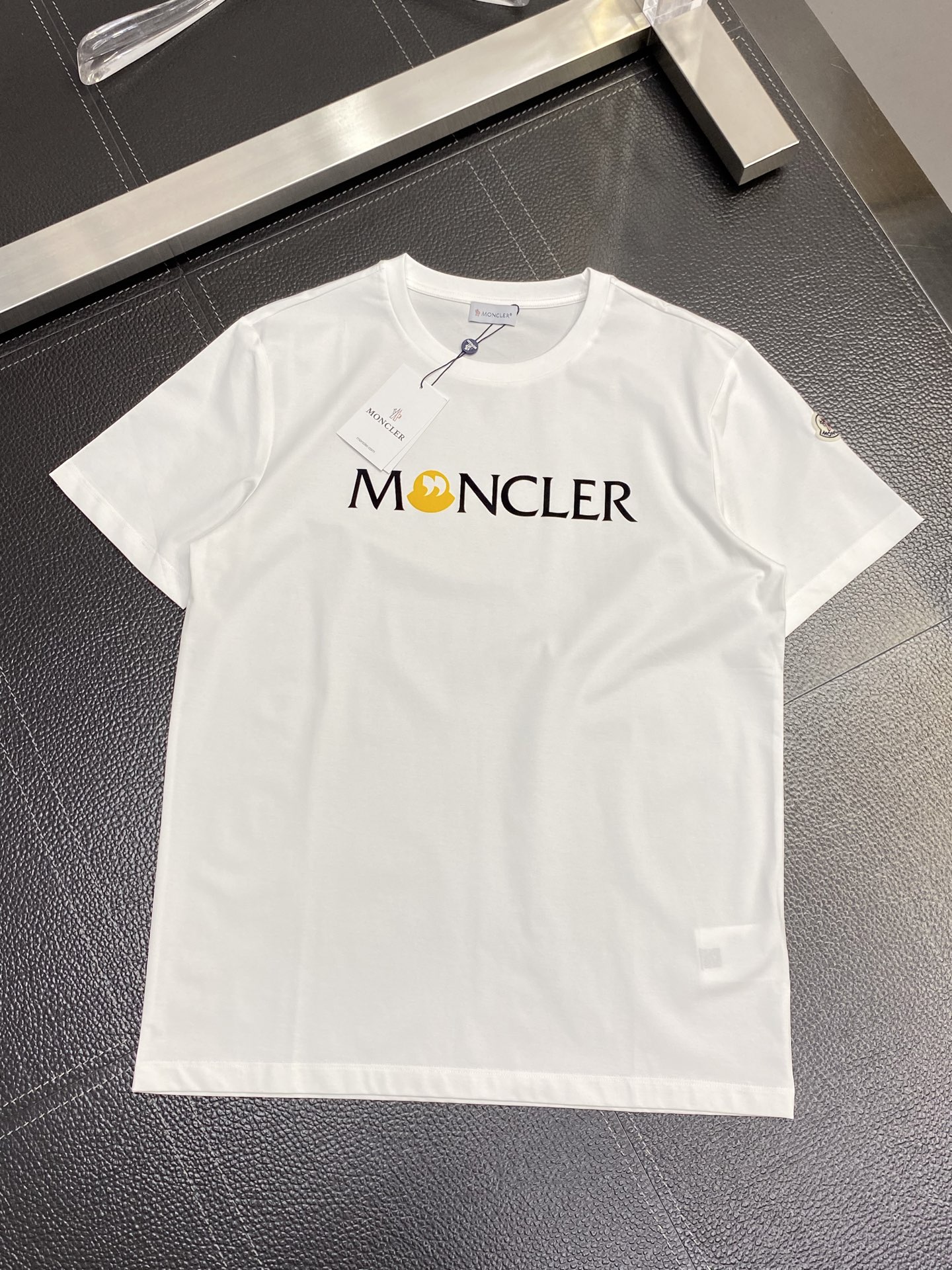 。Moncler蒙口💥独家专供新款原单男士休闲短袖 高端定制 高端版本 时尚百搭爆款⚠️⚠️✨✨进口面料