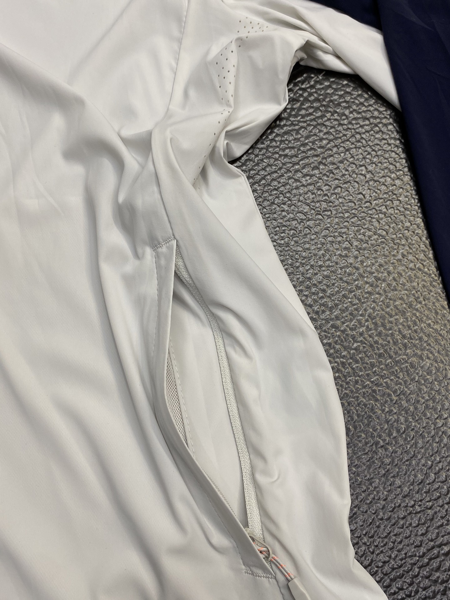 。Arc’teryx始祖鸟💥独家专供新款原单男士休闲春夏薄外套 防晒衣。透气舒适 高端定制 高版本 时尚