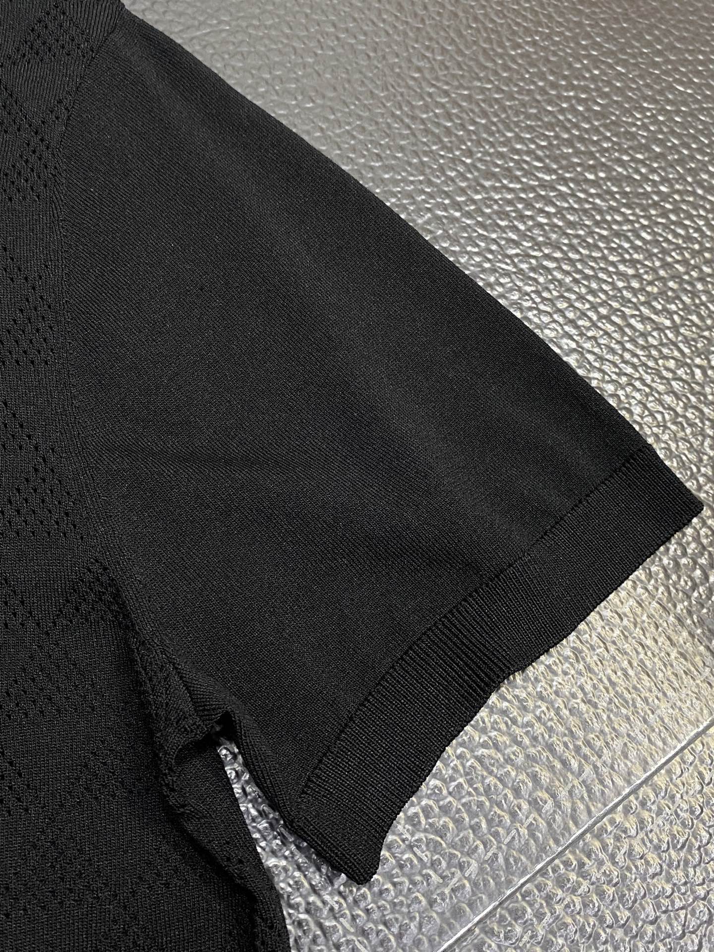 。KITON💥独家专供新款原单男士休闲短袖 高端定制 高端版本 时尚百搭爆款⚠️⚠️✨✨进口面料 手感超