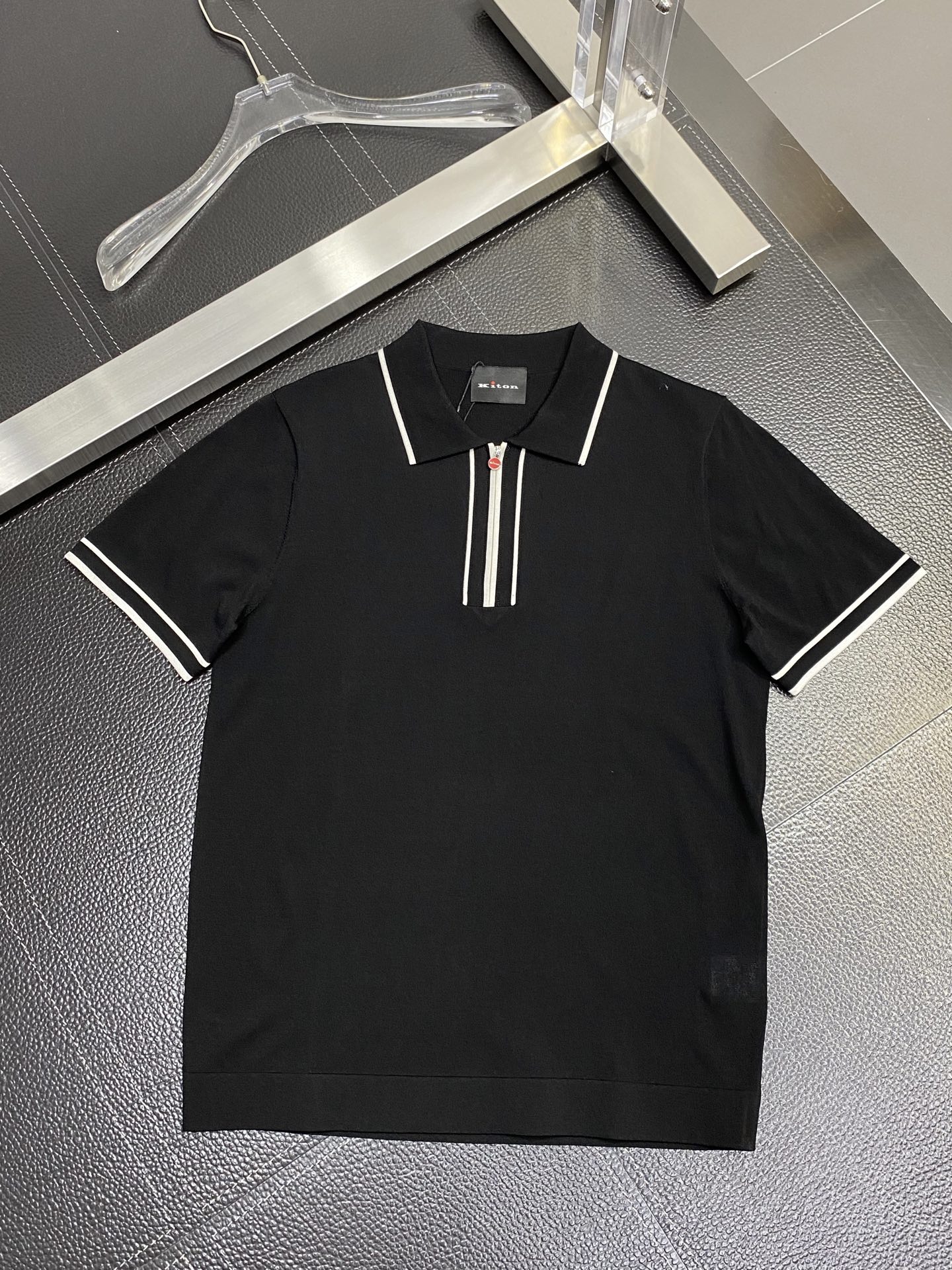 。KITON💥独家专供新款原单男士休闲短袖 高端定制 高端版本 时尚百搭爆款⚠️⚠️✨✨进口面料 手感超