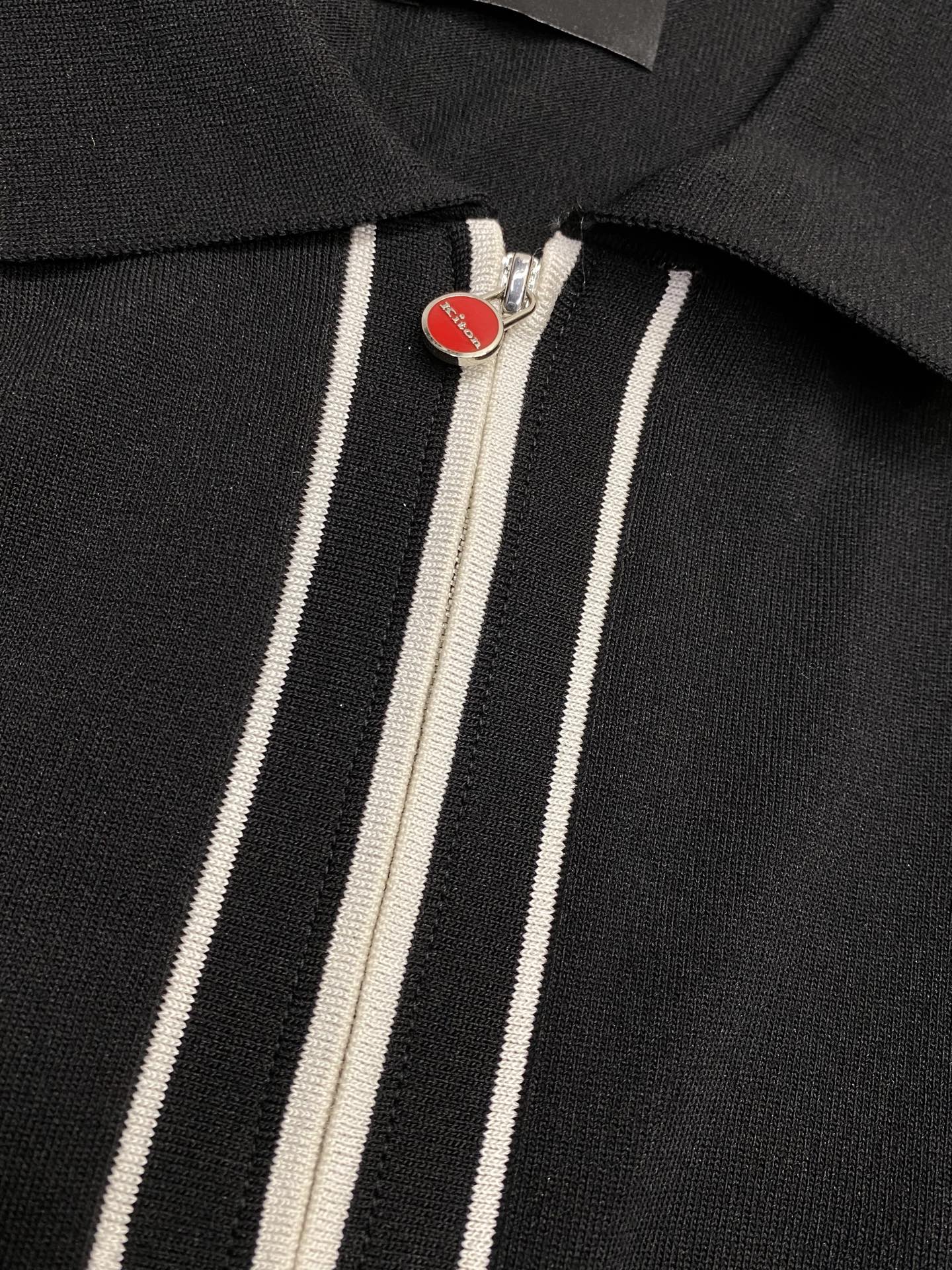 。KITON💥独家专供新款原单男士休闲短袖 高端定制 高端版本 时尚百搭爆款⚠️⚠️✨✨进口面料 手感超