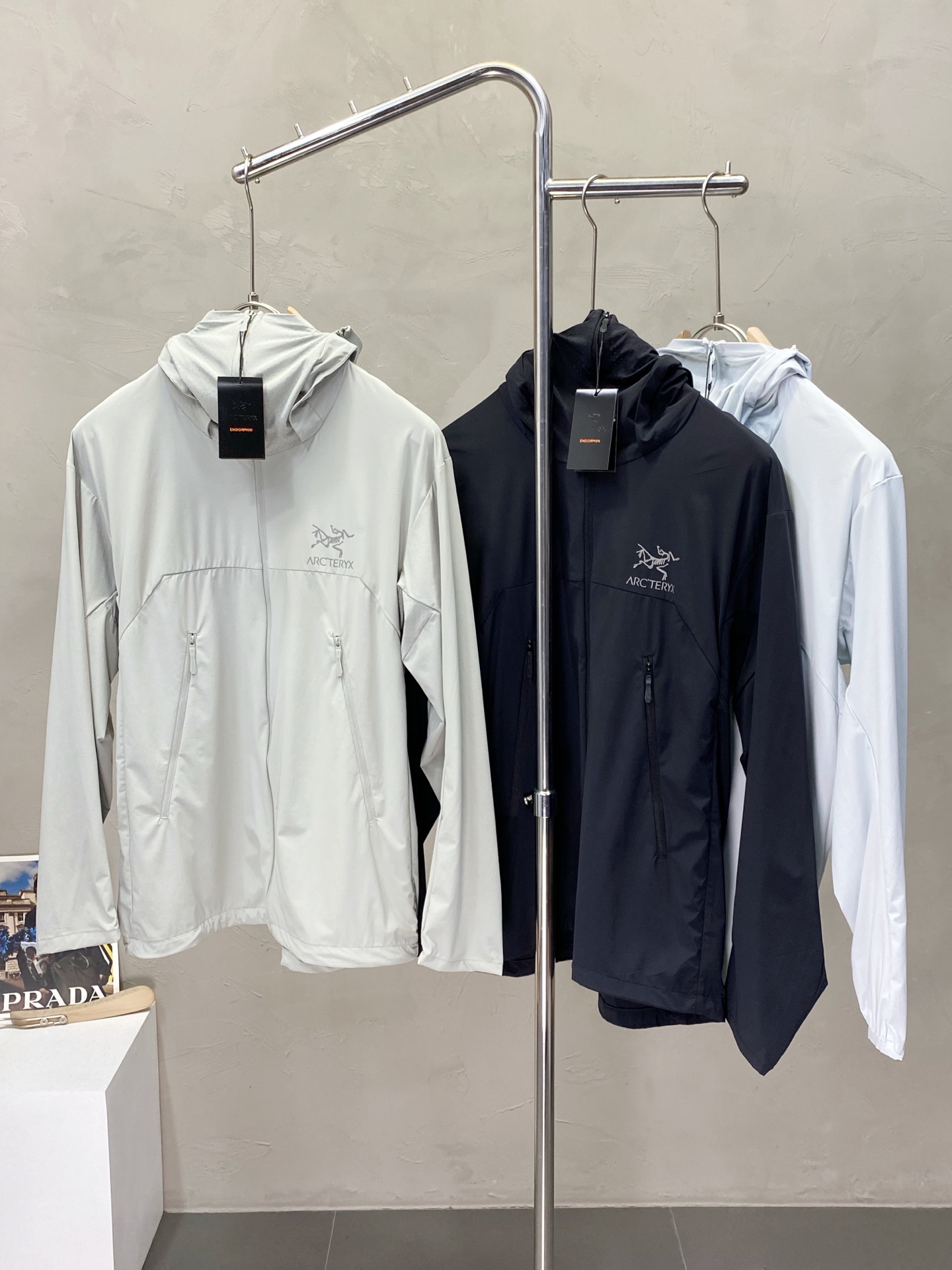 NO:153142,.Arc’teryx Archaeopteryx exclusively offers new original single men’s casual spring and summer thin jacket, sun protection clothes. Breathable and comfortable, high-end customization, high-end customization, fashionable and versatile imported fabric, super soft and delicate, skin-friendly and comfortable to wear, high-end boutique, OEM, fine-made top body, very good, men’s essential items, three standards, code M-3XL, arc’teryx, jackets & coats, alexander wang19860909.Arc’teryx始祖鸟独家专供新款原单男士休闲春夏薄外套 防晒衣.透气舒适 高端定制 高版本 时尚百搭爆款进口面料 手感超柔软细腻 穿着亲肤舒适 高端精品 代工厂精细做上身非常赞 男士必备单品 三标齐全 码数M-3XL,arc'teryx,jackets & coats,alexander wang,Men's clothing