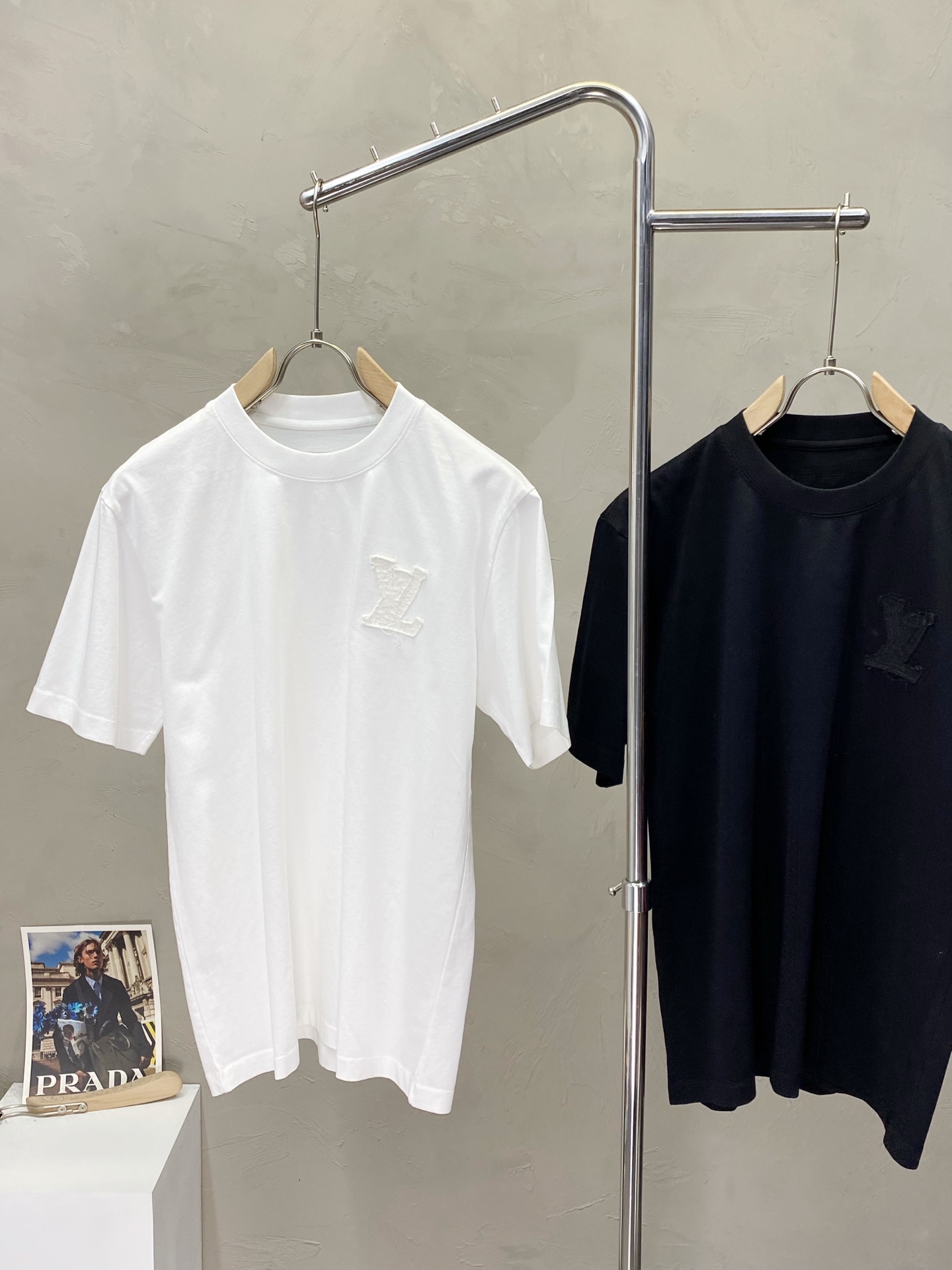 。Louis Vuitton路易威登💥独家专供新款原单男士休闲短袖 高端定制 高端版本 时尚百搭爆款⚠️