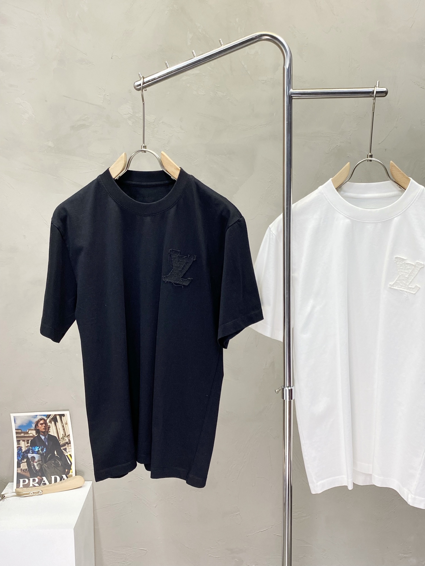 。Louis Vuitton路易威登💥独家专供新款原单男士休闲短袖 高端定制 高端版本 时尚百搭爆款⚠️