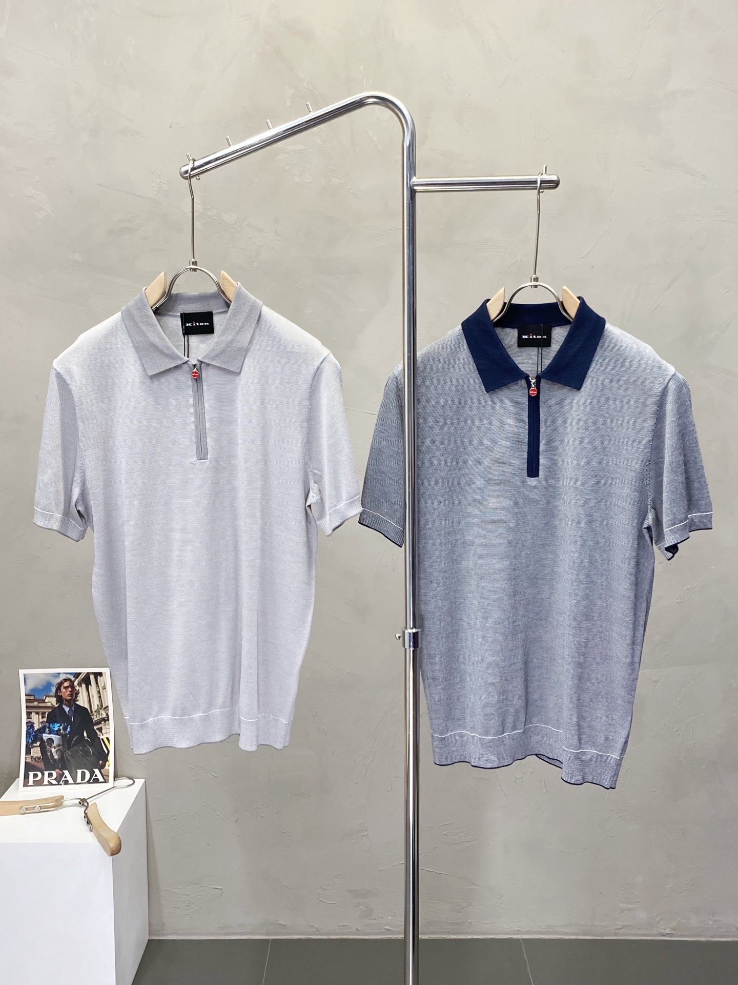 NO:159864,.KITON exclusively offers new original single men's casual short sleeves, high-end customization, high-end version, fashionable and versatile imported fabric, super soft and delicate, skin-friendly and comfortable to wear, high-end boutique, OEM, fine-made, very good for the upper body, men's essential items, complete three standards, 48-56,,T-shirt,alexander wang19860909.KITON独家专供新款原单男士休闲短袖 高端定制 高版本 时尚百搭爆款进口面料 手感超柔软细腻 穿着亲肤舒适 高端精品 代工厂精细做上身非常赞 男士必备单品 三标齐全 码数48-56,,T-shirt,alexander wang,Men's clothing