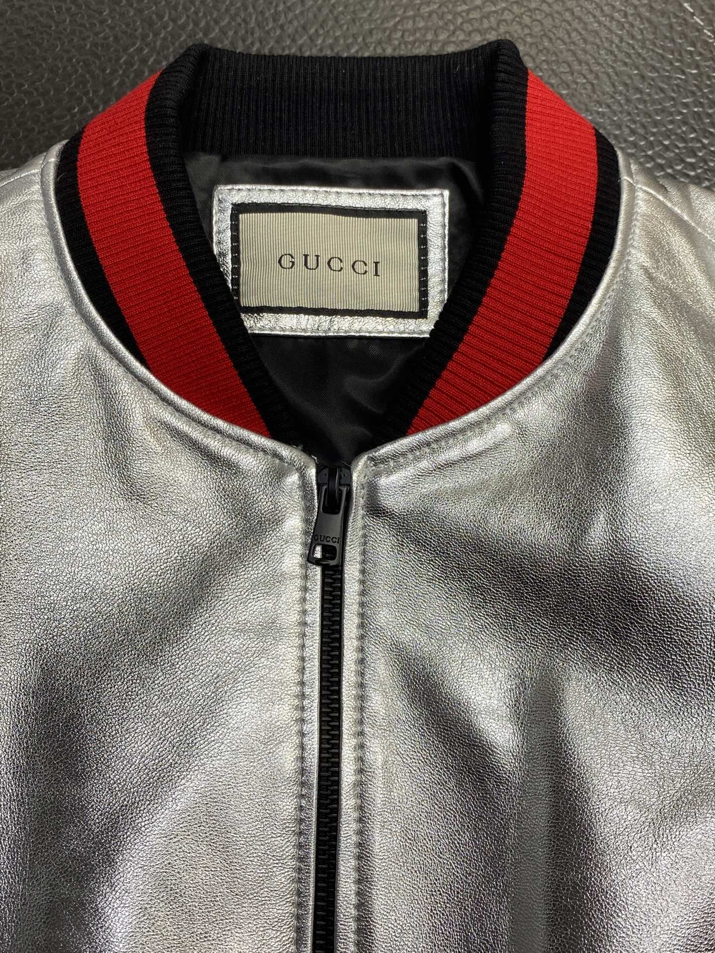 。皮衣- Gucci古驰💥独家专供最新秋冬皮夹克外套 经典设计与颜值爆棚的皮衣 新款银面皮夹克 进口皮面