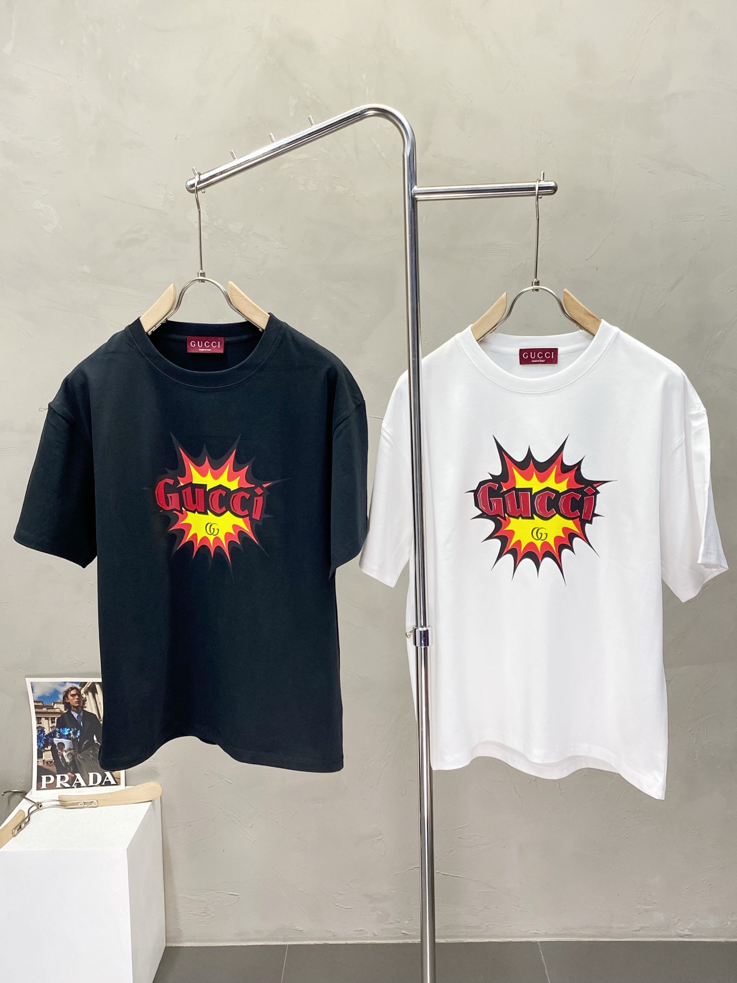 NO:415787,.Gucci exclusively offers new original single men's casual short sleeves, high-end customization, high-end version, fashionable and versatile imported fabric, super soft and delicate, skin-friendly and comfortable to wear, high-end boutique, OEM, fine production, very good for the upper body, men's essential items, complete three standards, S-2XL,,gucci,gucci,T-shirt,alexander wang19860909.Gucci古驰独家专供新款原单男士休闲短袖 高端定制 高端版本 时尚百搭爆款进口面料 手感超柔软细腻 穿着亲肤舒适 高端精品 代工厂精细做上身非常赞 男士必备单品 三标齐全 码数S-2XL,,gucci,gucci,T-shirt,alexander wang,Men's clothing