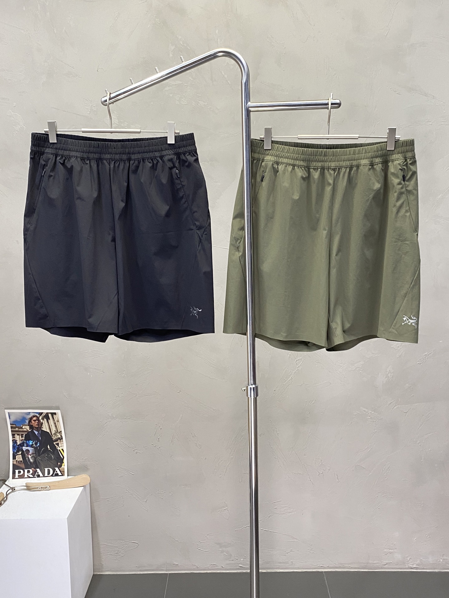 NO:525952,.Arc’teryx Archaeopteryx exclusively offers the new spring and summer casual shorts high-end version!  Customized fabrics for counters are breathable and comfortable, with impeccable details, and the brand element design concept reflects high quality. The feel is delicate and soft!  It is casually cut, with a great upper body style!  Code number M-3XL, arc'teryx, shorts, alexander wang19860909.Arc’teryx始祖鸟独家专供新款春夏休闲短裤高端版本！专柜定制面料 透气舒适度高,细节无可挑剔,品牌元素设计理念,体现高品质.手感细腻柔软！呈现休闲裁剪,上身版型超赞！码数M-3XL,arc'teryx,shorts,alexander wang,Men's clothing