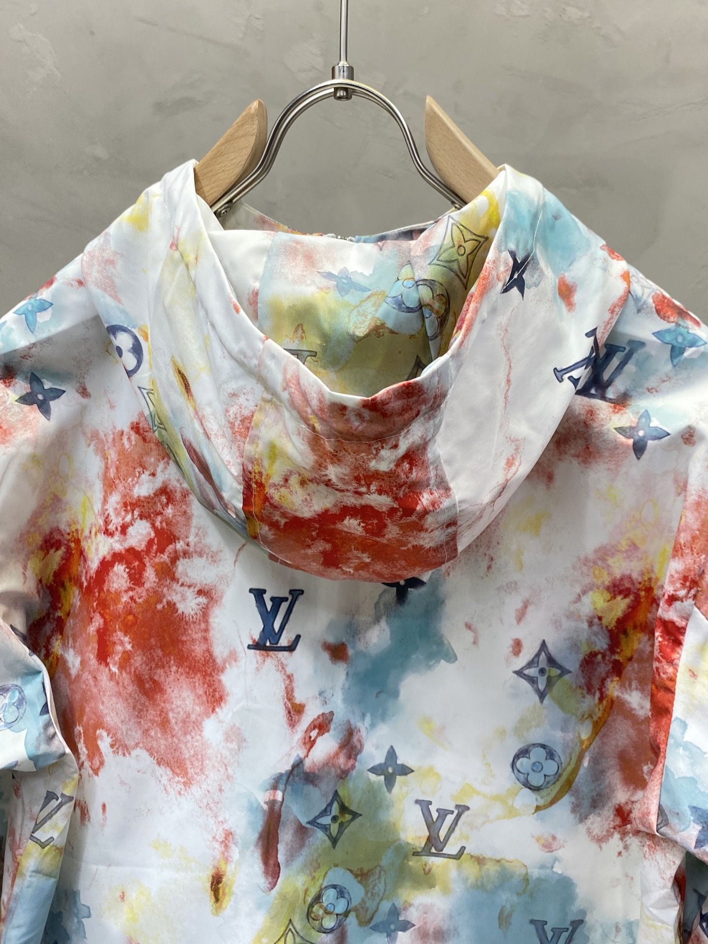 。Louis Vuitton路易威登💥独家专供新款原单男士休闲春夏薄外套 防晒衣。透气舒适 高端定制 高