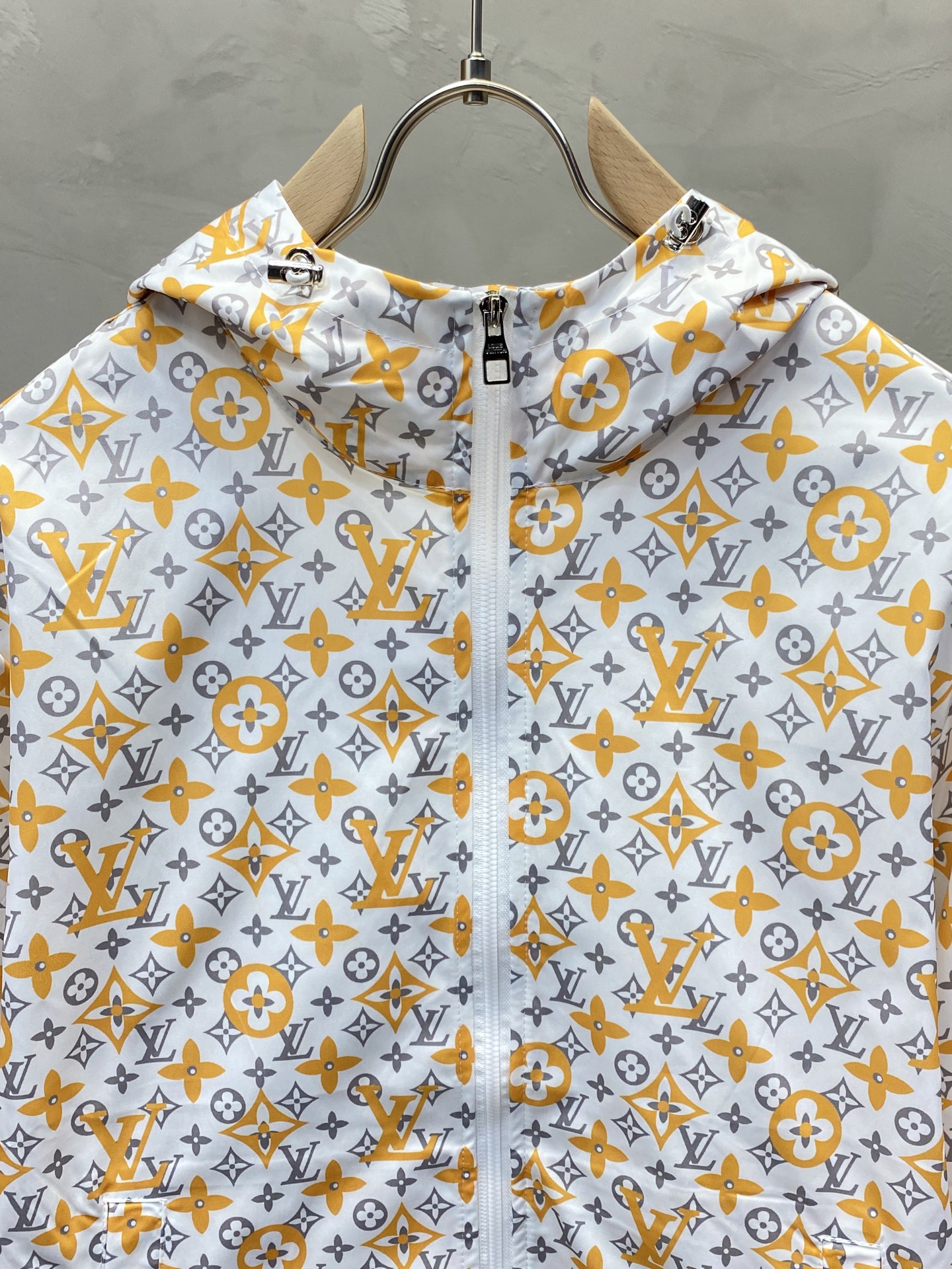 。Louis Vuitton路易威登💥独家专供新款原单男士休闲春夏薄外套 防晒衣。透气舒适 高端定制 高