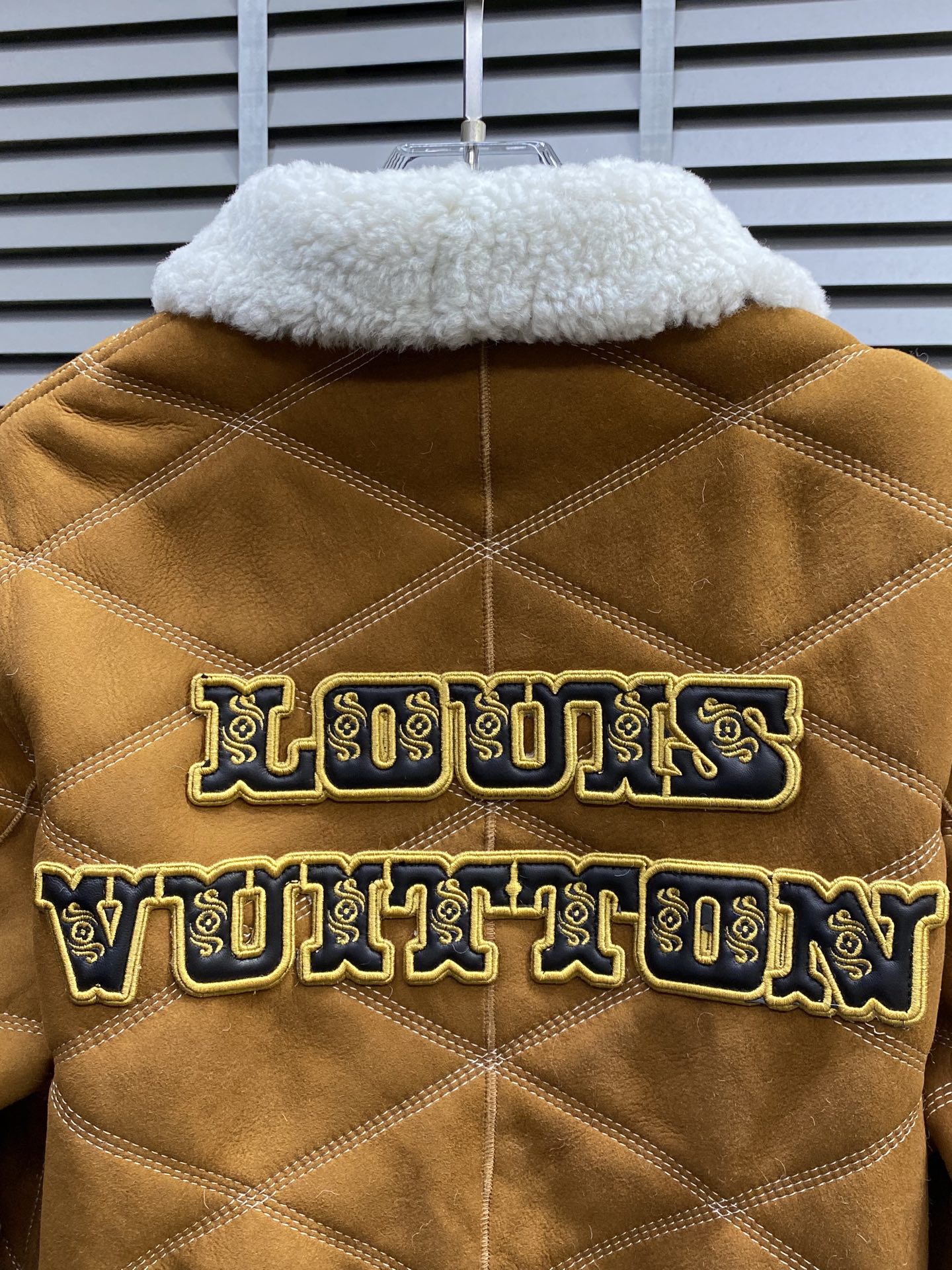 。皮衣-Louis Vuitton路易威登💥独家专供最新秋冬皮衣外套 经典设计与颜值爆棚的皮衣 进口皮面