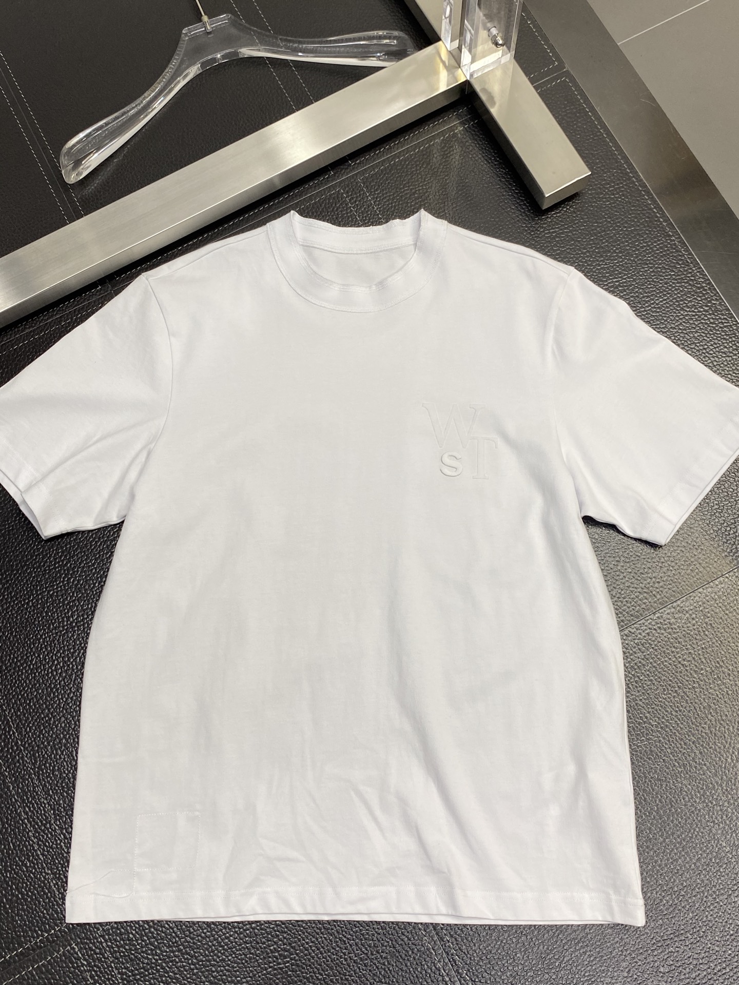 。SACAI💥独家专供新款原单男士休闲短袖 高端定制 高版本 时尚百搭爆款⚠️⚠️✨✨进口面料 手感超柔