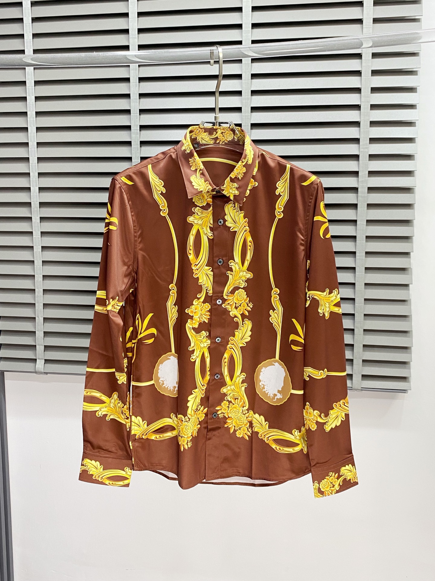 。Versace范思哲💥独家专供新款男士休闲衬衫 高端定制 高端版本 时尚百搭爆款⚠️⚠️✨✨进口面料 