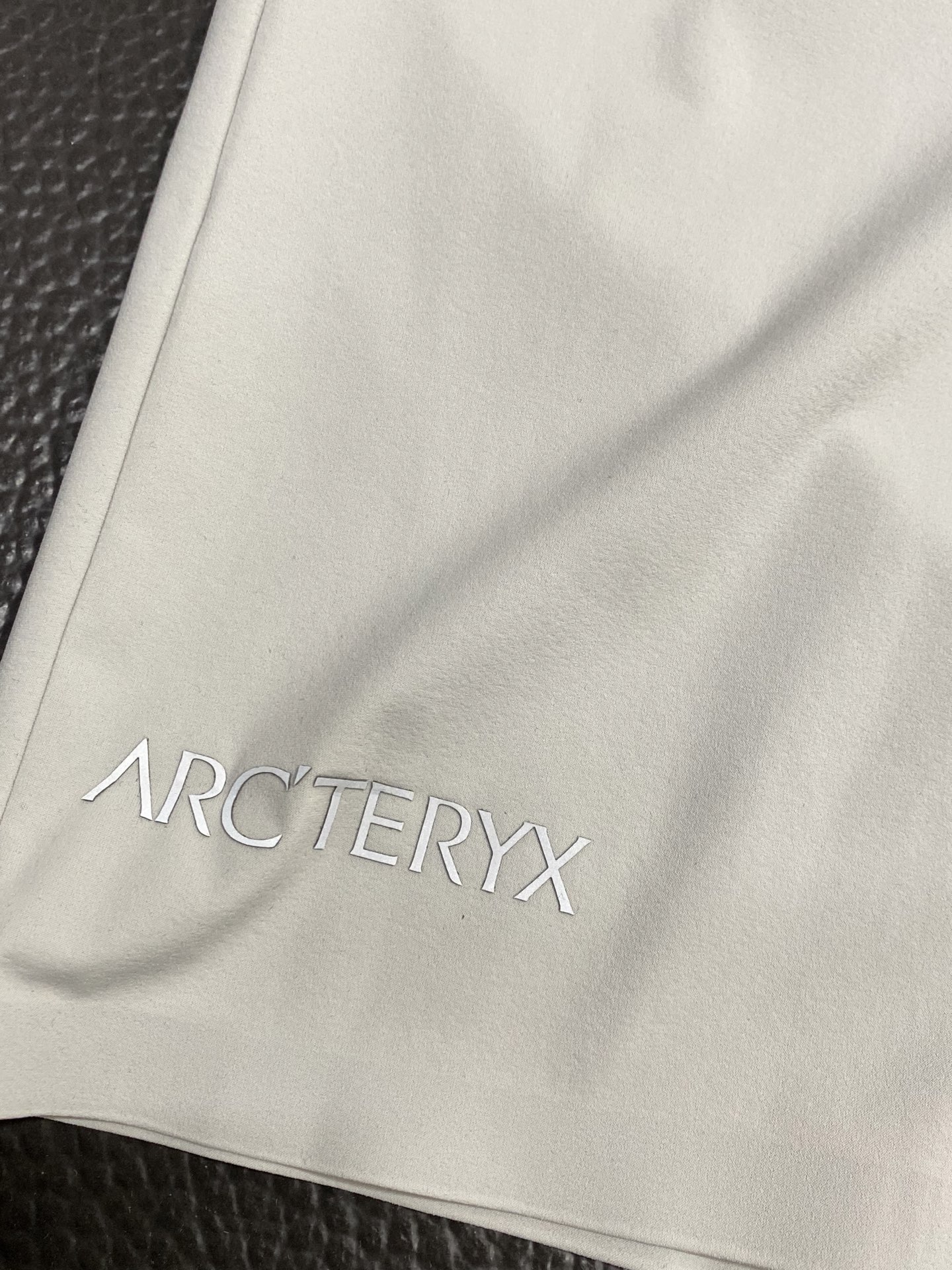 。Arc’teryx始祖鸟💥独家专供新款原单男士休闲短袖 高端定制 高端版本 时尚百搭爆款⚠️⚠️✨✨进
