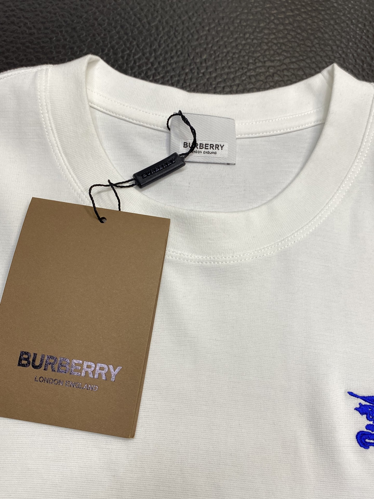 。Burberry巴宝莉💥独家专供新款原单男士休闲短袖 高端定制 高端版本 时尚百搭爆款⚠️⚠️✨✨进口
