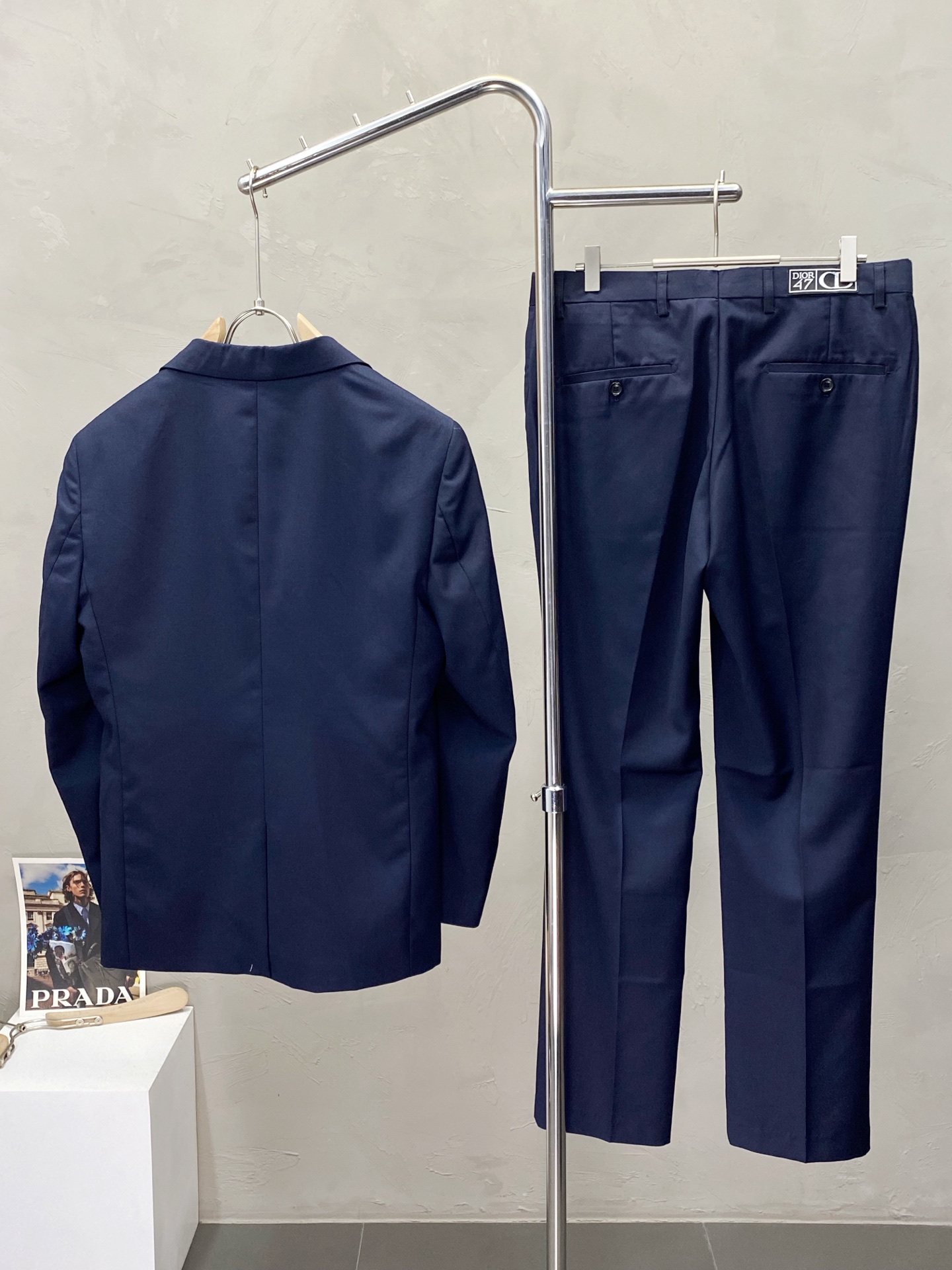 /套。Dior迪奥💥春秋新款西服套装，外贸公司订单 简约休闲西装外套，独家专供进口原版聚酯纤维面料，透气