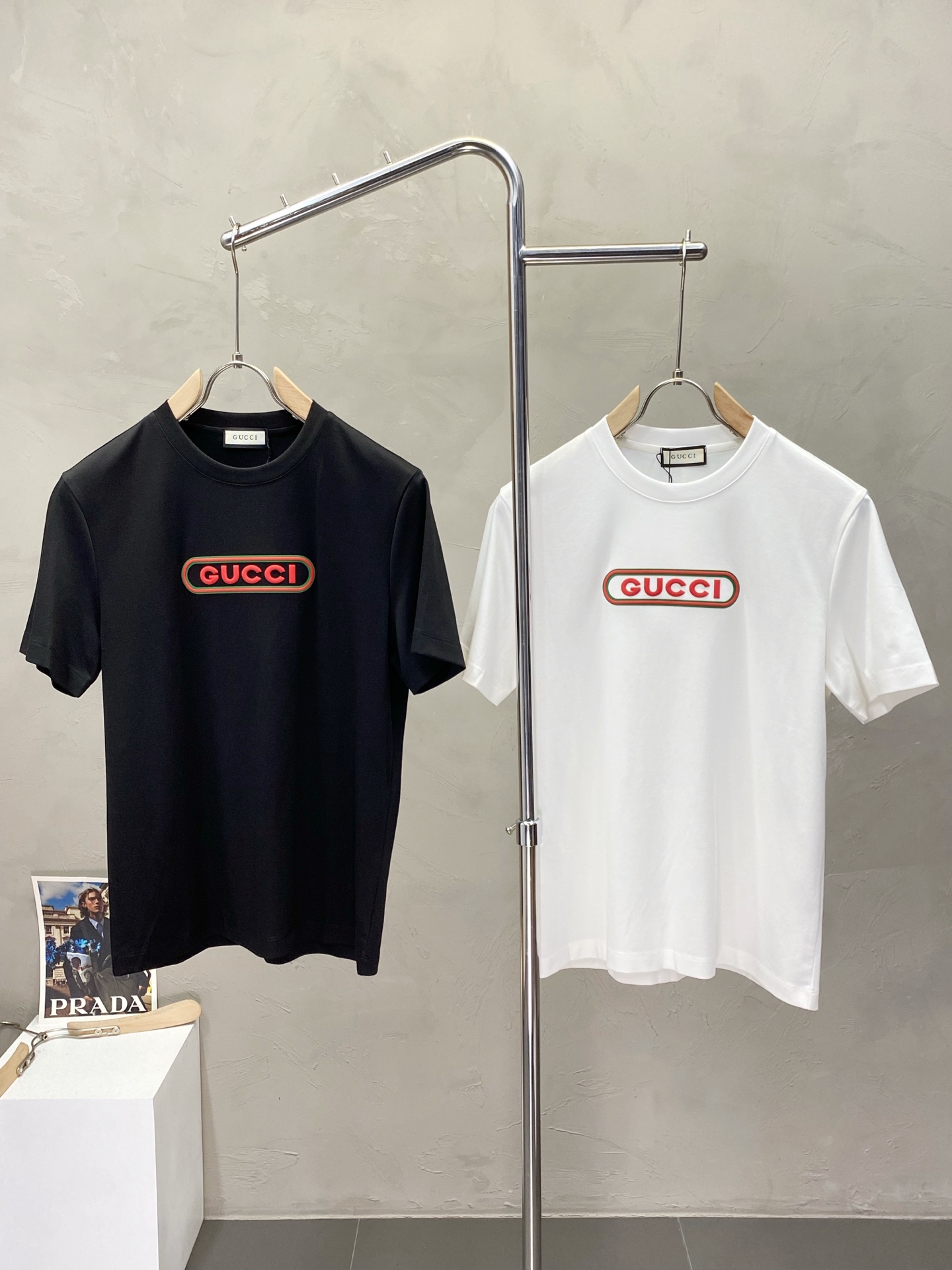 NO:419715,.Gucci exclusively offers new original single men's casual short sleeves, high-end customization, high-end version, fashionable and versatile imported fabric, super soft and delicate, skin-friendly and comfortable to wear, high-end boutique, OEM, fine production, very good for the upper body, men's essential items, three standards, code M-4XL,,gucci,gucci,T-shirt,alexander wang19860909.Gucci古驰独家专供新款原单男士休闲短袖 高端定制 高端版本 时尚百搭爆款进口面料 手感超柔软细腻 穿着亲肤舒适 高端精品 代工厂精细做上身非常赞 男士必备单品 三标齐全 码数M-4XL,,gucci,gucci,T-shirt,alexander wang,Men's clothing