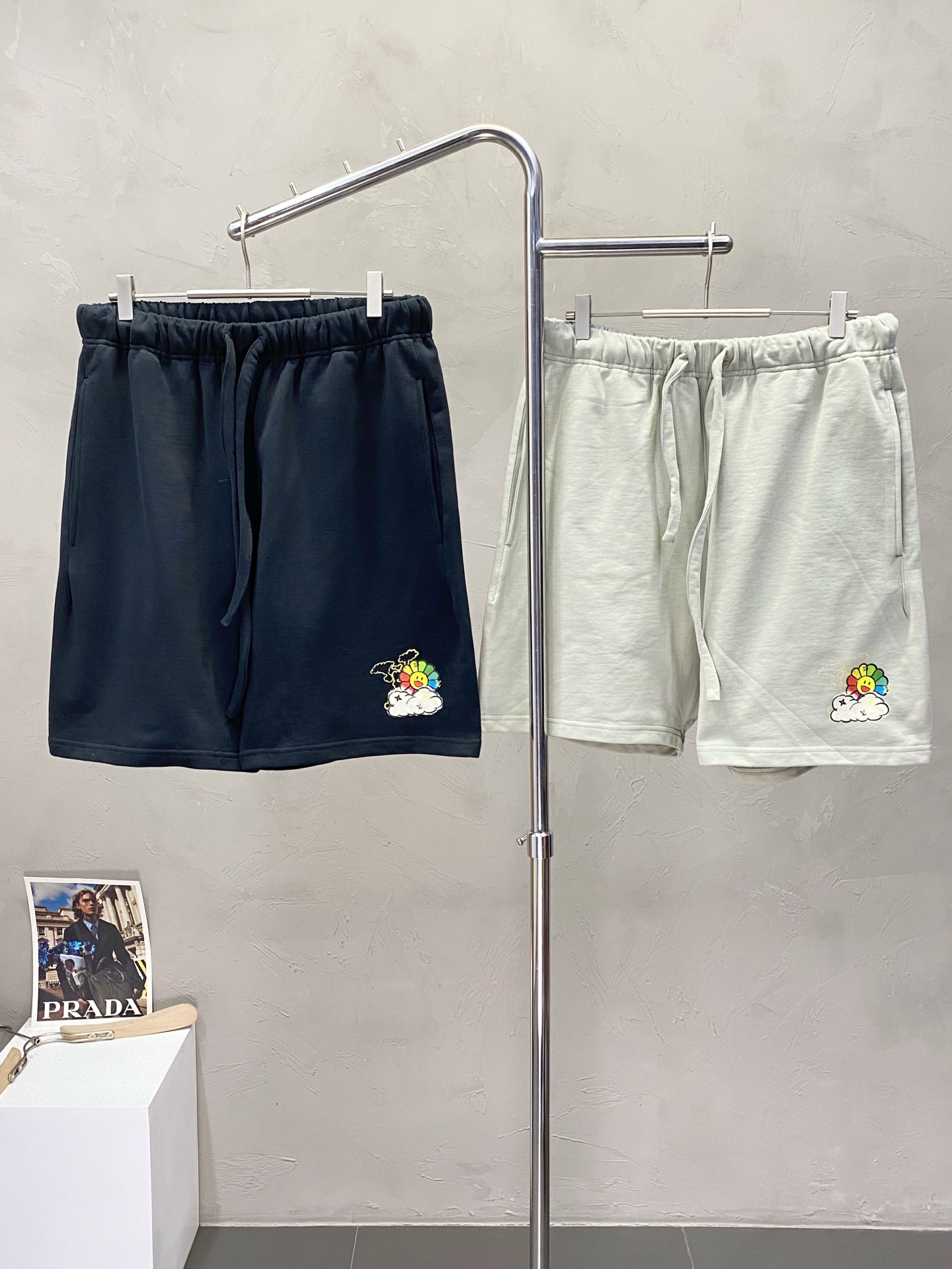 NO:419623,.Louis Vuitton exclusively for the new high-end version of shorts!  Customized fabrics for counters are breathable and comfortable, with impeccable details, and the brand element design concept reflects high quality. The feel is delicate and soft!  It is casually cut, with a great upper body style!  Number of codes: S-XL, louis vuitton,louis vuitton,shorts,alexander wang19860909.Louis Vuitton路易威登独家专供新款短裤高端版本！专柜定制面料 透气舒适度高,细节无可挑剔,品牌元素设计理念,体现高品质.手感细腻柔软！呈现休闲裁剪,上身版型超赞！码数: S-XL,,louis vuitton,louis vuitton,shorts,alexander wang,Men's clothing