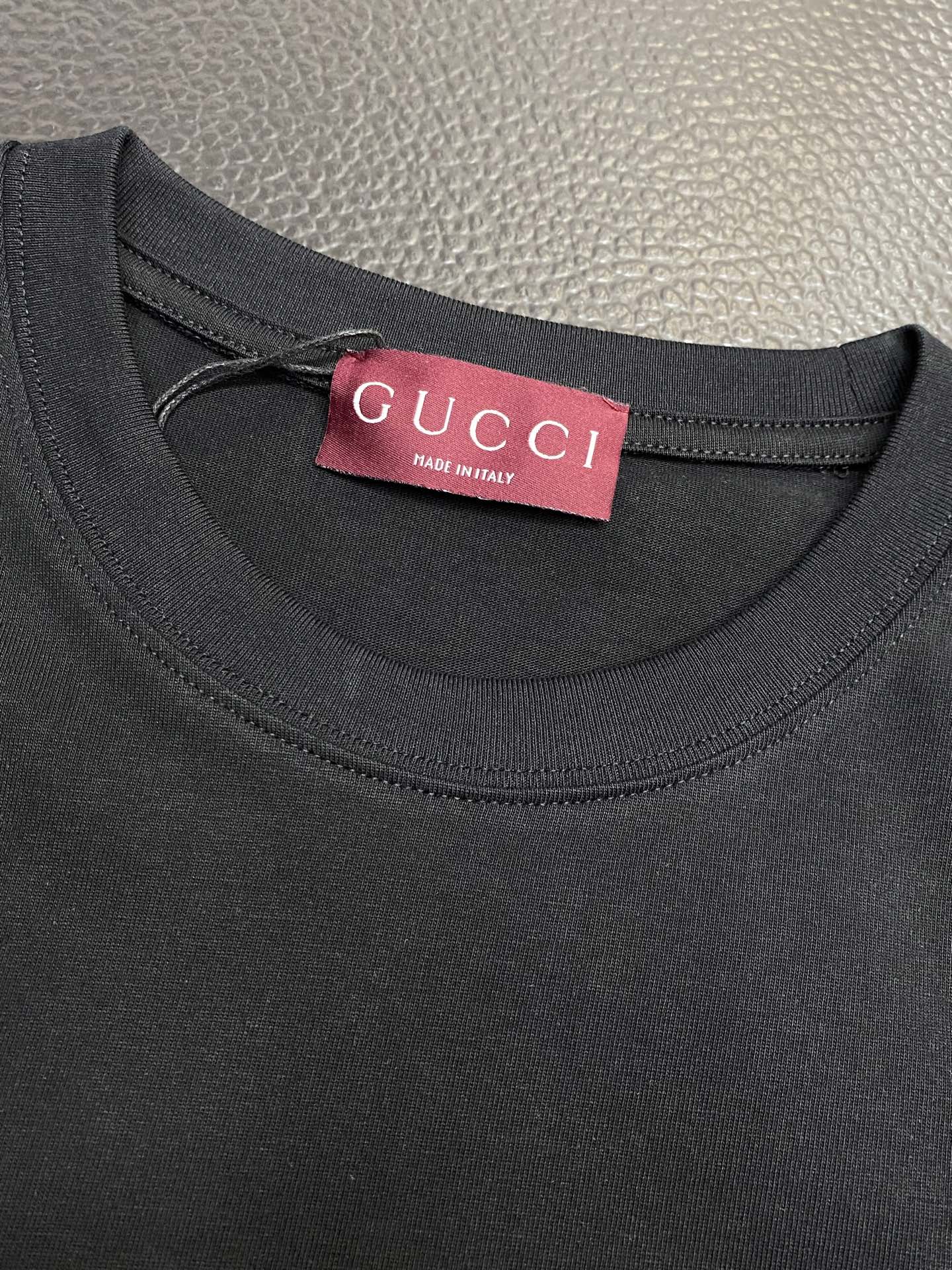 。Gucci古驰💥独家专供新款原单男士休闲短袖 高端定制 高版本 时尚百搭爆款⚠️⚠️✨✨进口面料 手感