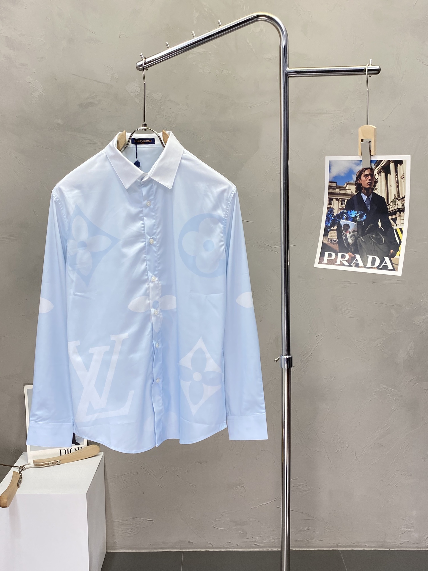 Louis Vuitton Men's Long Sleeve Casual Shirt - Soft, Comfortable & Stylish