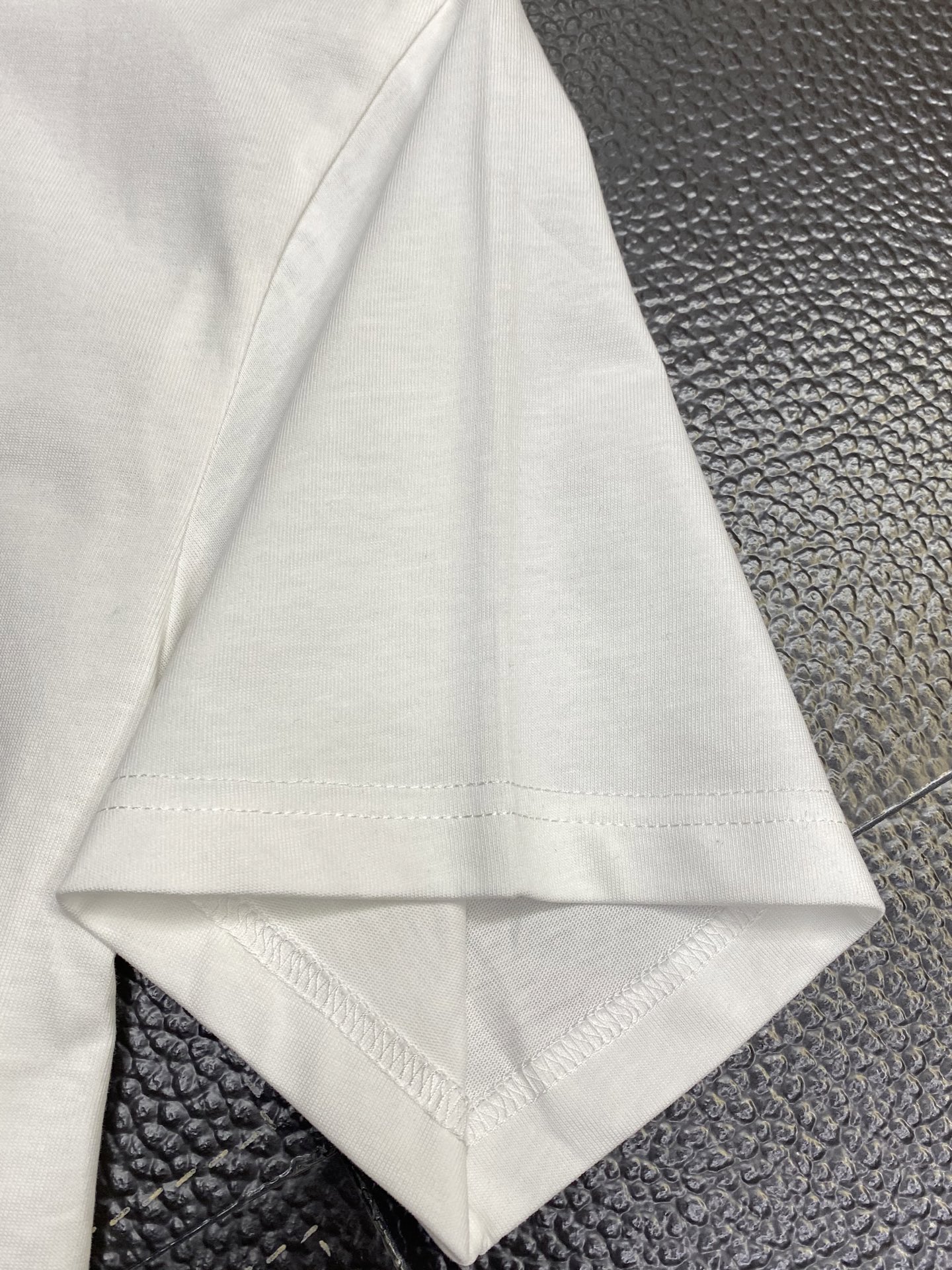 。Gucci古驰💥独家专供新款原单男士休闲短袖 高端定制 高版本 时尚百搭爆款⚠️⚠️✨✨进口面料 手感