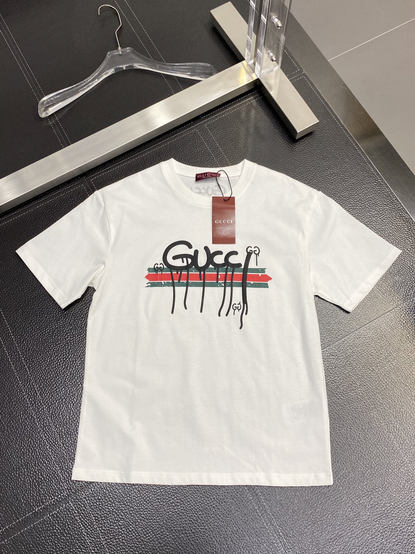 。Gucci古驰💥独家专供新款原单男士休闲短袖 高端定制 高版本 时尚百搭爆款⚠️⚠️✨✨进口面料 手感