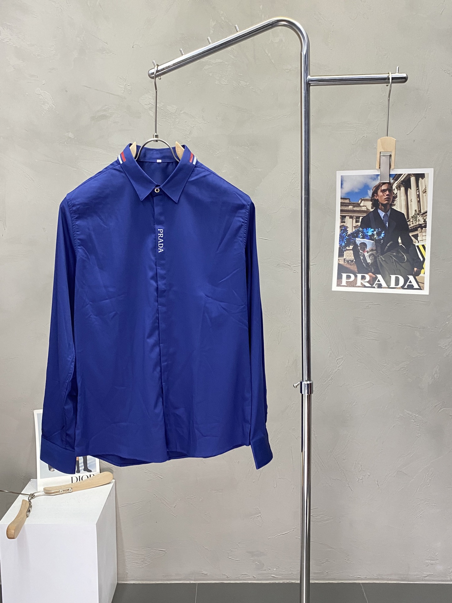。Prada普拉达💥独家专供新款男士休闲长袖衬衫 高端定制 高端版本 时尚百搭爆款⚠️⚠️✨✨进口面料 