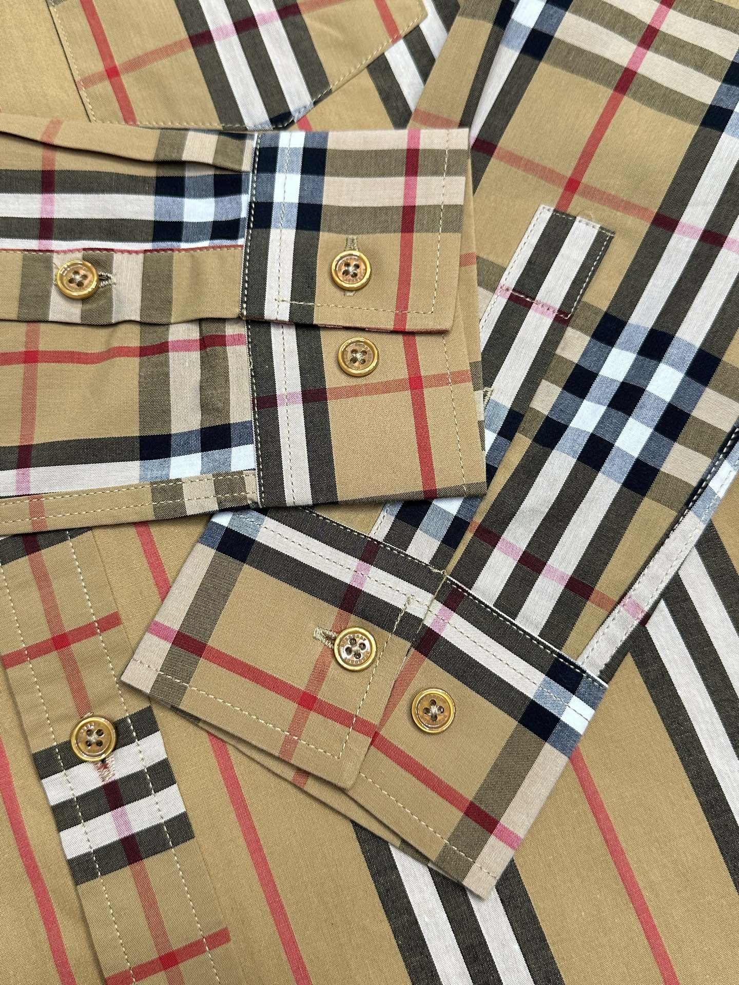 。Burberry巴宝莉💥独家专供新款男士休闲衬衫 高端定制 高端版本 时尚百搭爆款⚠️⚠️✨✨进口面料