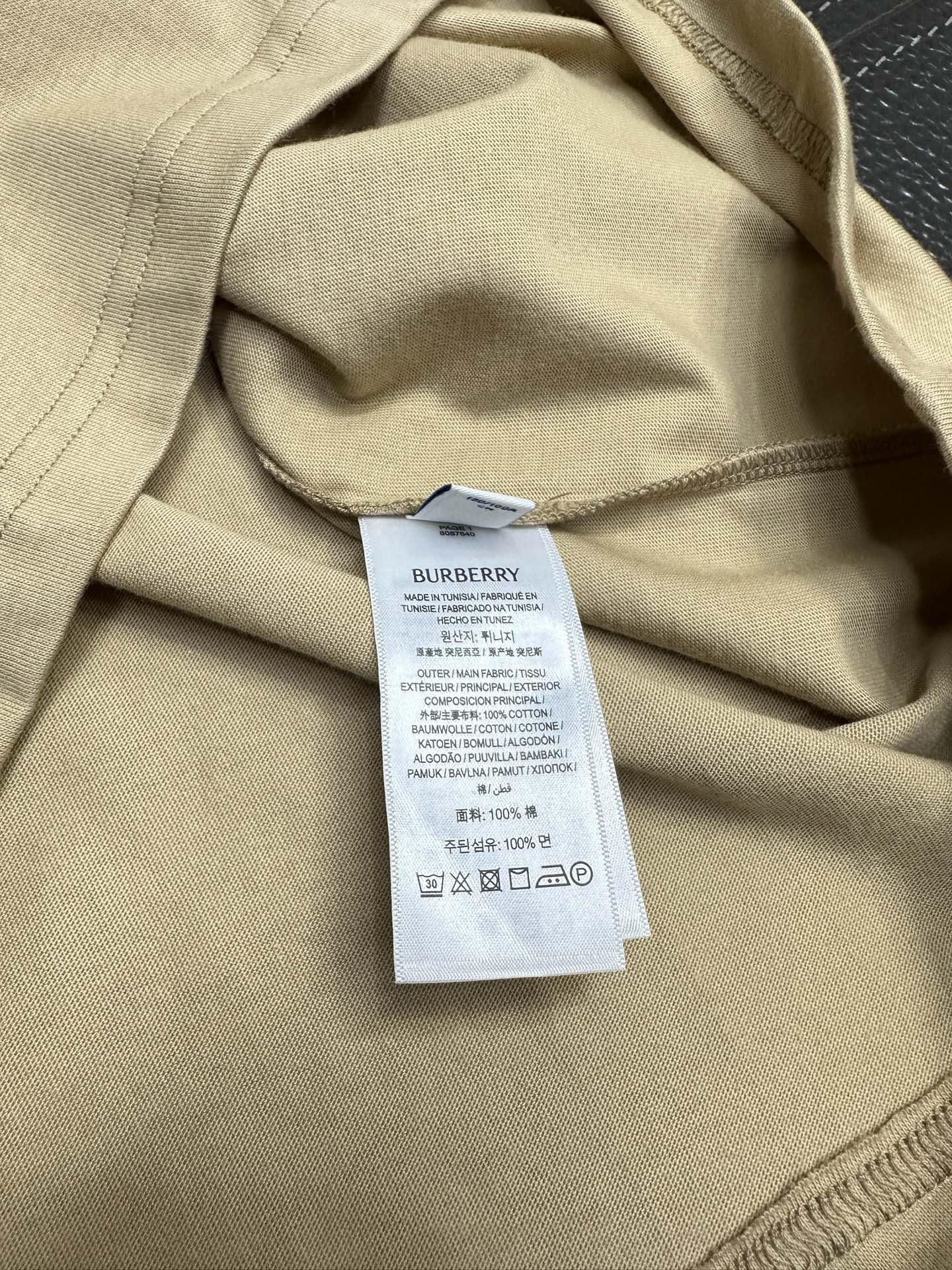 。Burberry巴宝莉💥独家专供新款原单男士休闲短袖 高端定制 高端版本 时尚百搭爆款⚠️⚠️✨✨进口